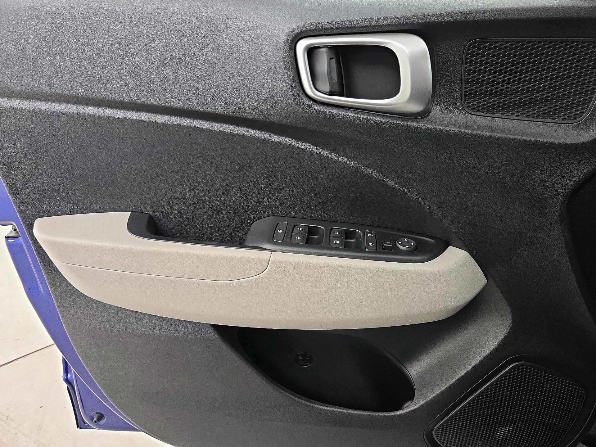 Thumbnail: 2022 Hyundai Venue - 12