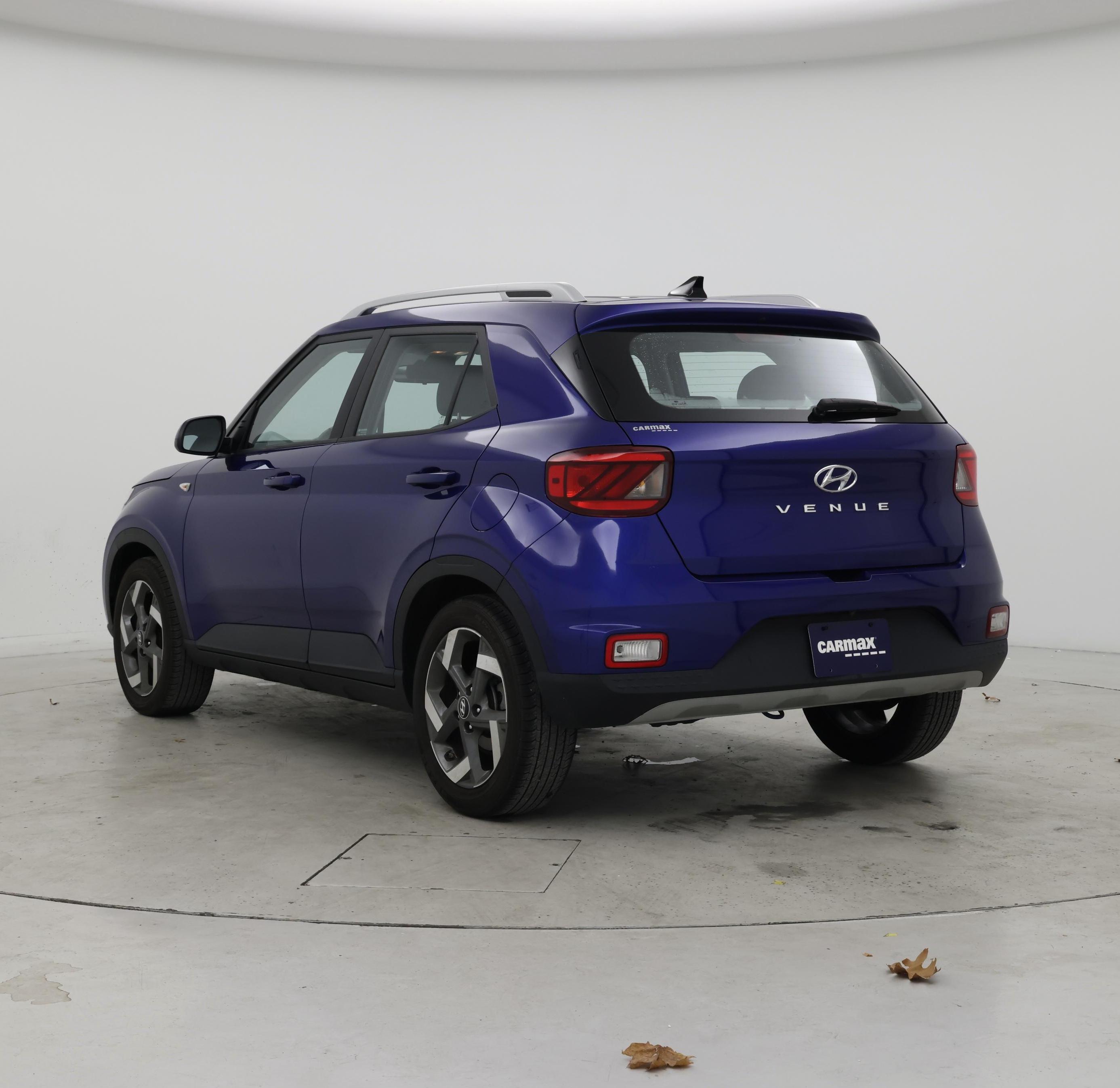 Thumbnail: 2022 Hyundai Venue - 2