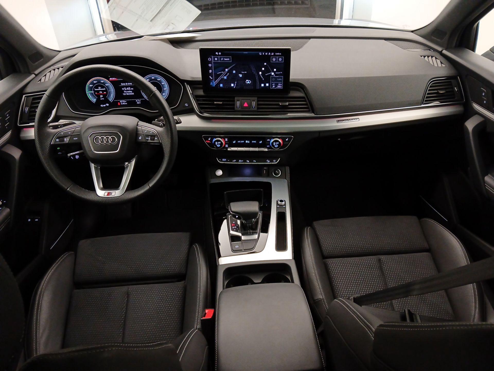 Thumbnail: 2025 Audi Q5 - 9