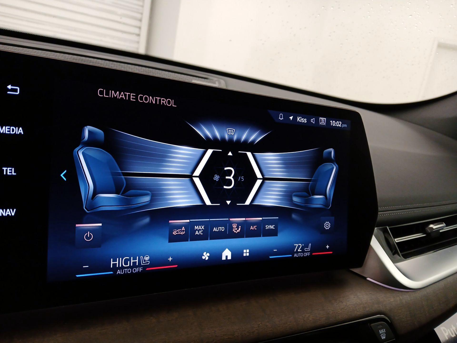 Thumbnail: 2024 BMW X1 - 16