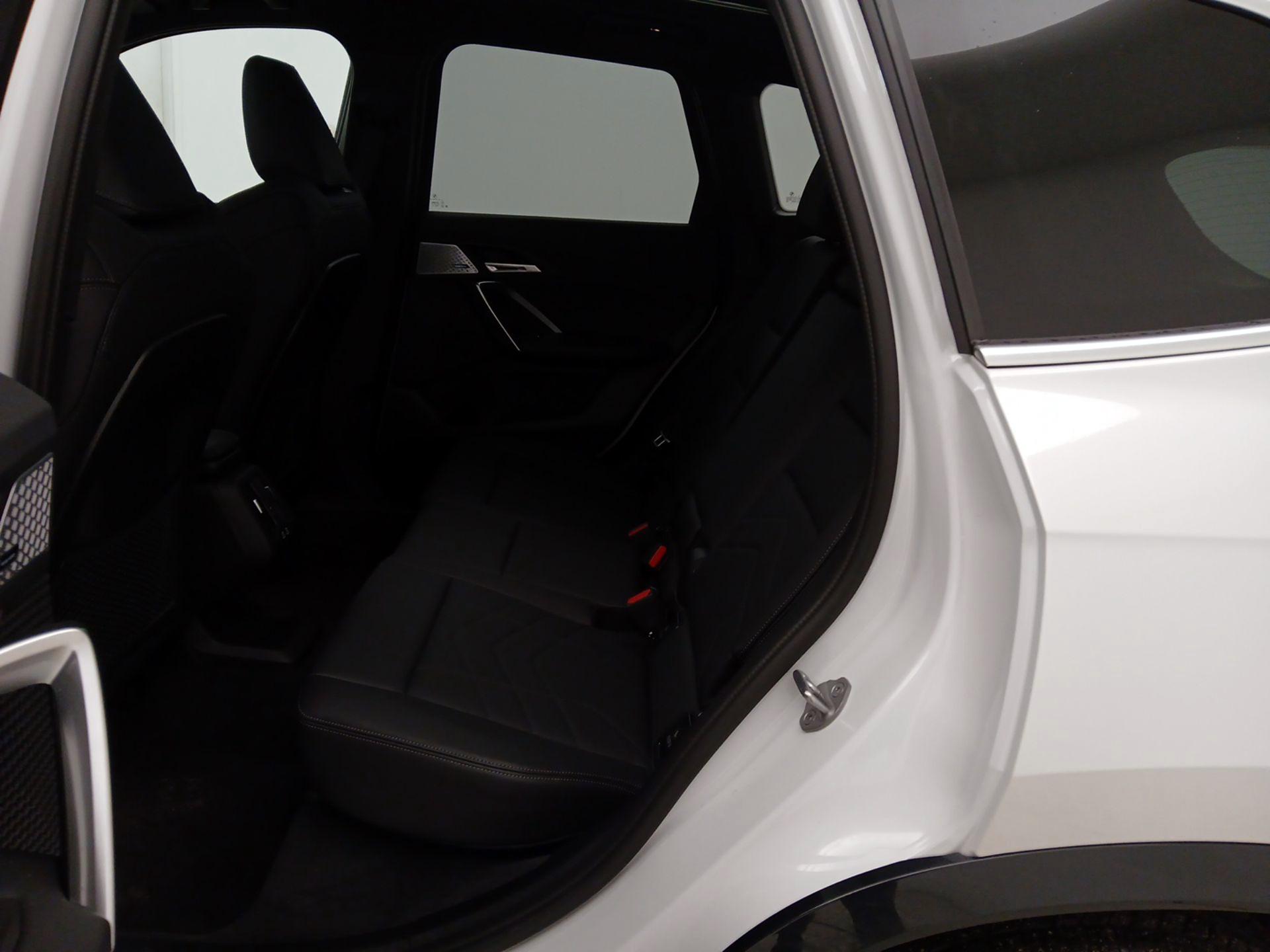 Thumbnail: 2024 BMW X1 - 20