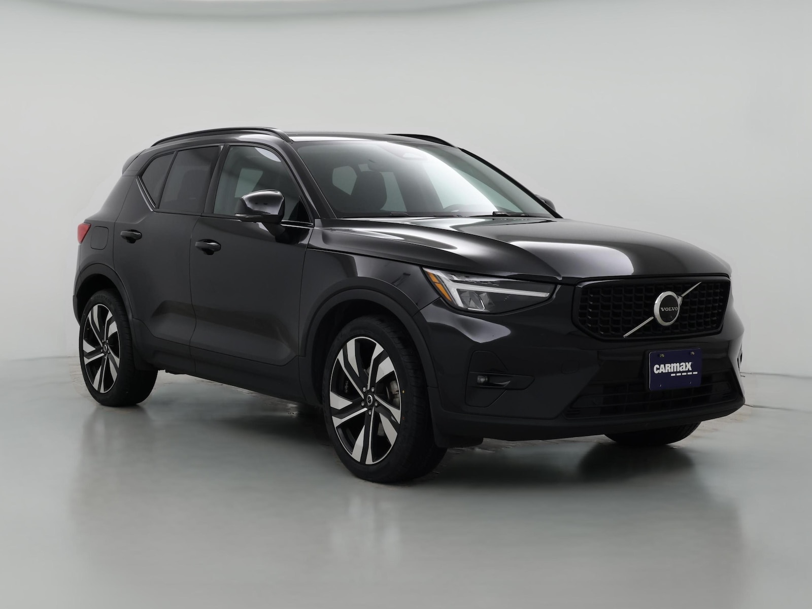 2023 Volvo XC40 Plus
