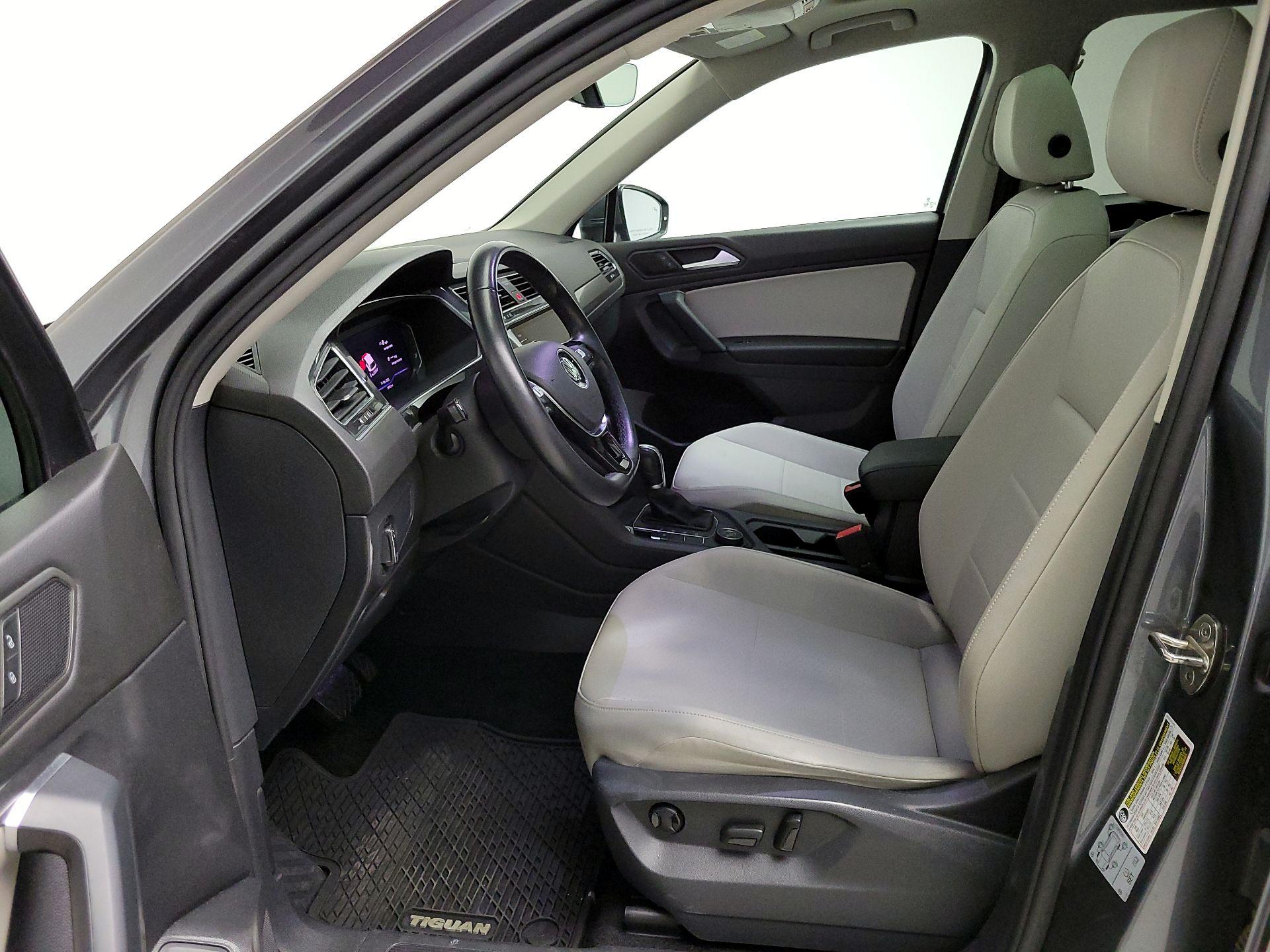 Thumbnail: 2019 Volkswagen Tiguan - 11