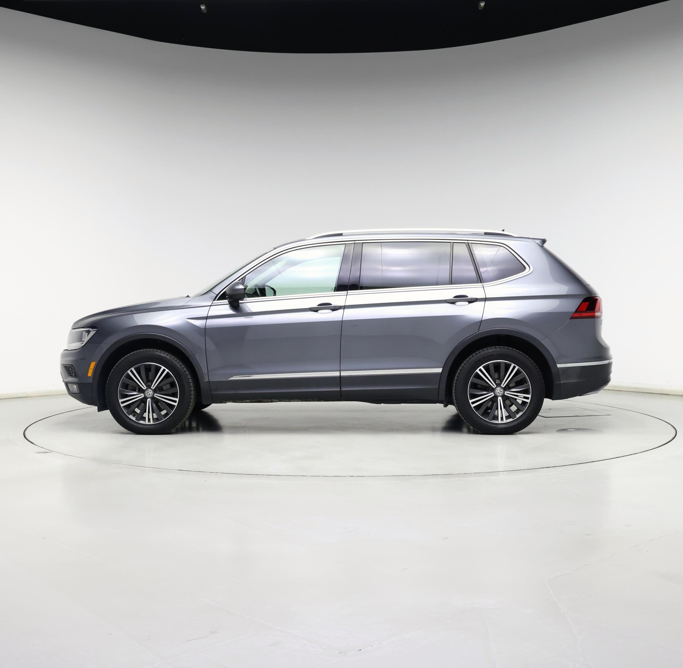 Thumbnail: 2019 Volkswagen Tiguan - 3
