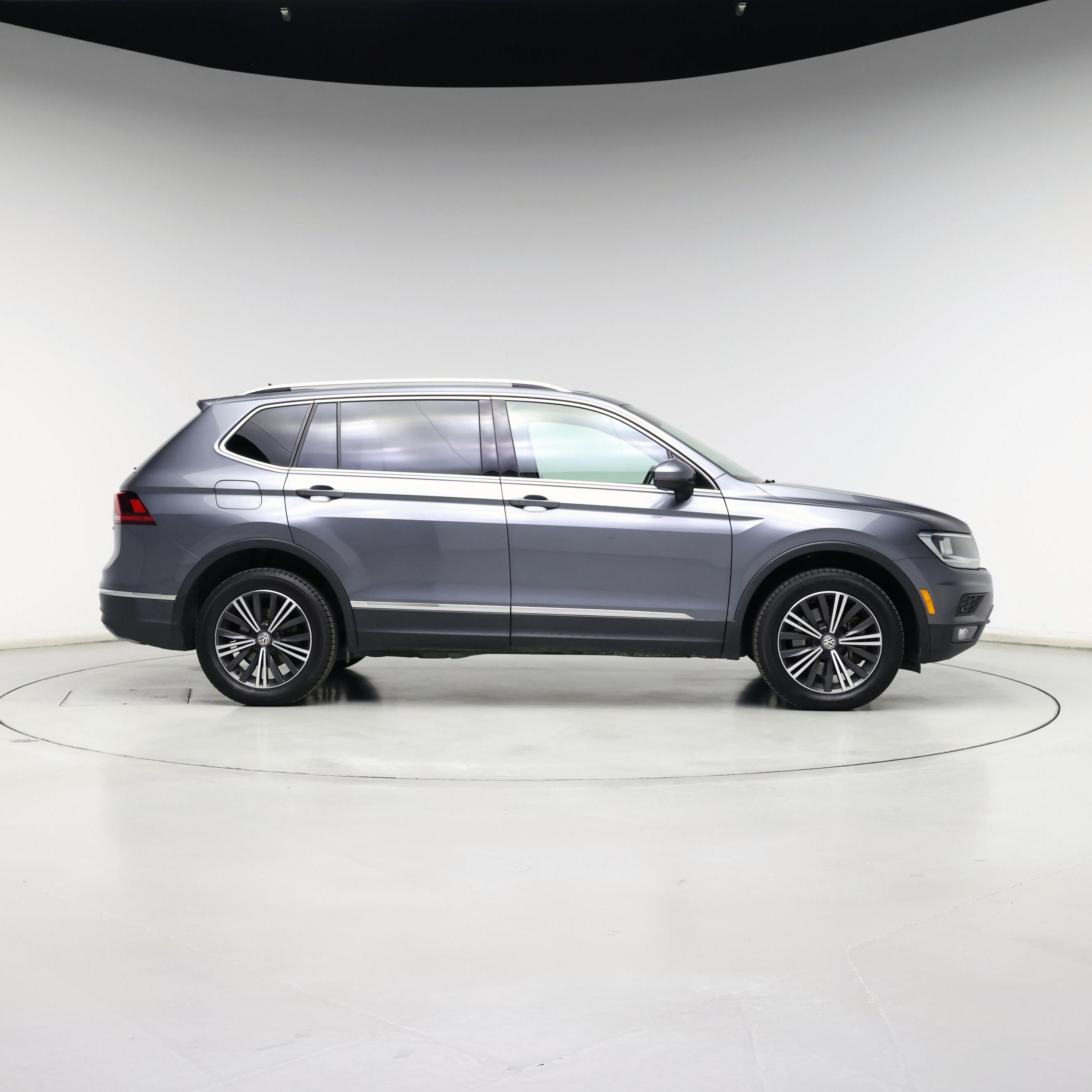 Thumbnail: 2019 Volkswagen Tiguan - 7