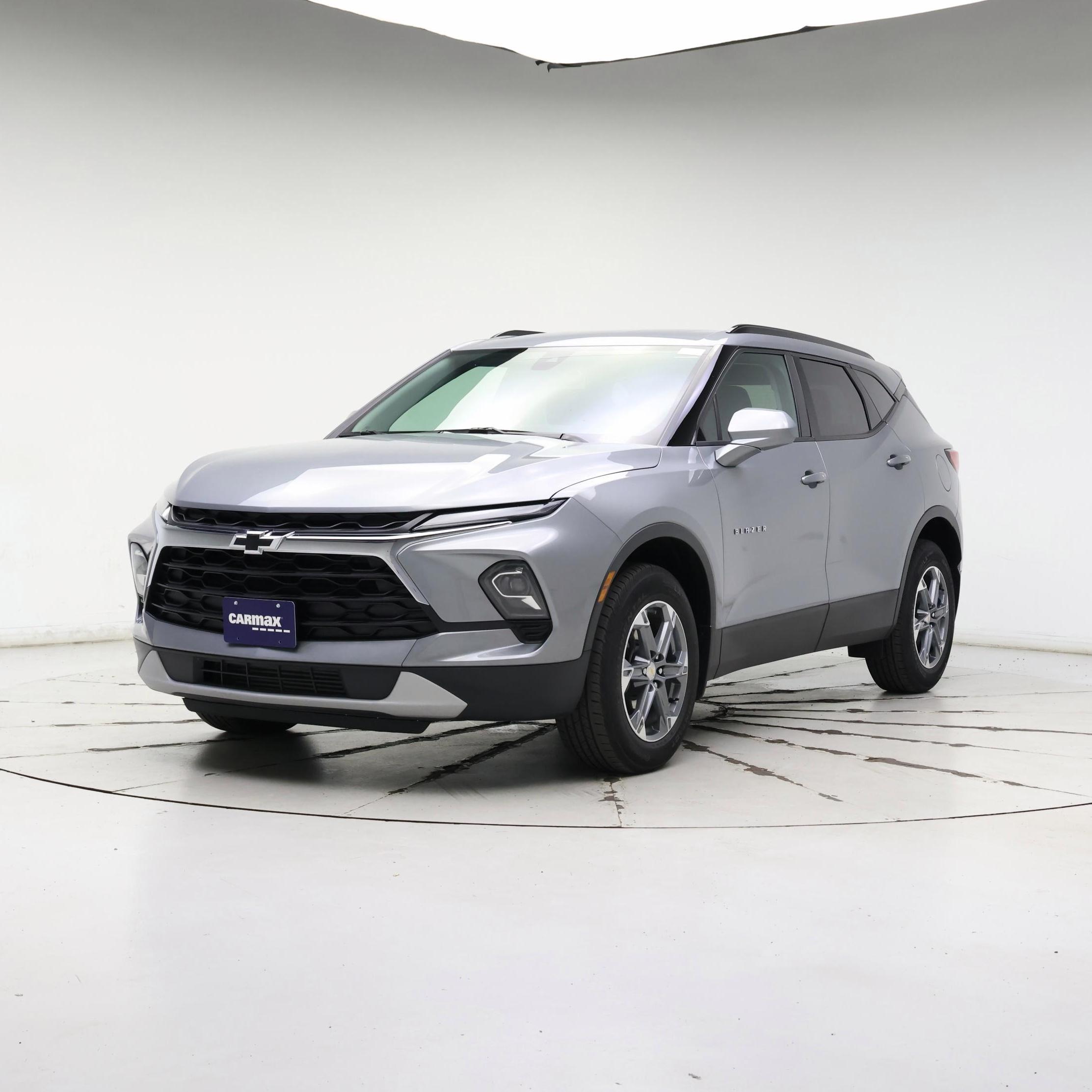 Thumbnail: 2023 Chevrolet Blazer - 4