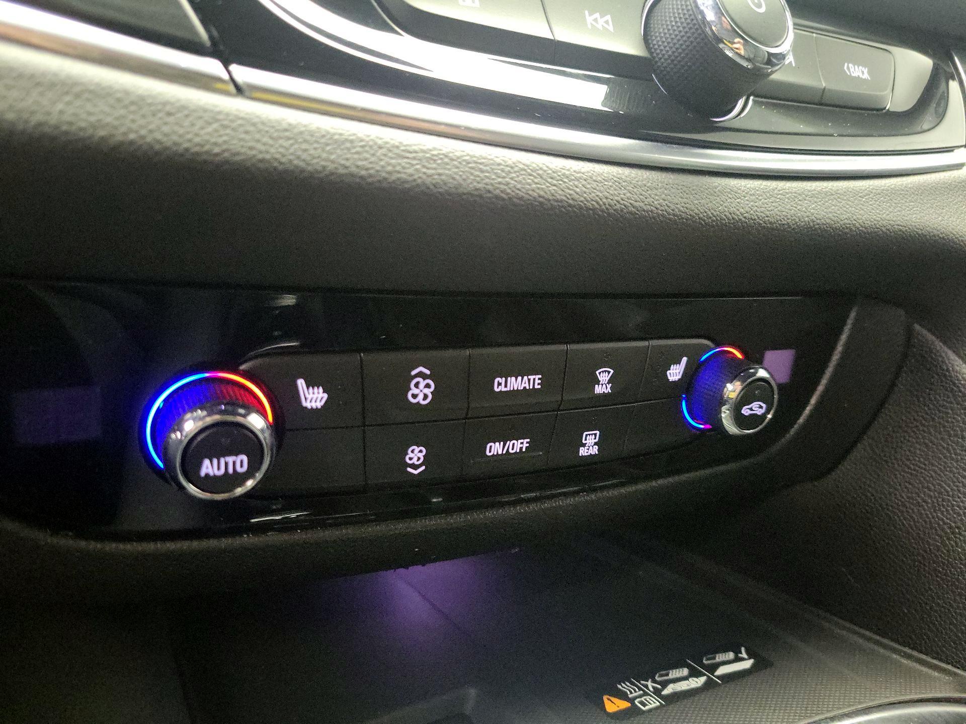 Thumbnail: 2023 Buick Enclave - 17