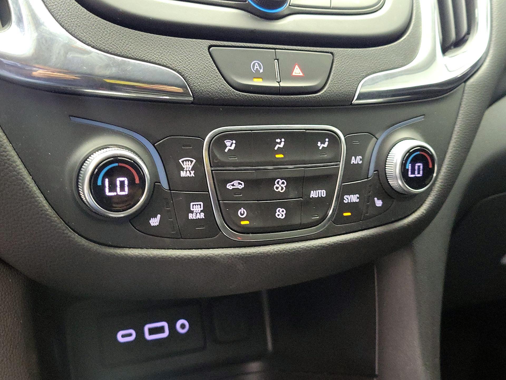 Thumbnail: 2022 Chevrolet Equinox - 16