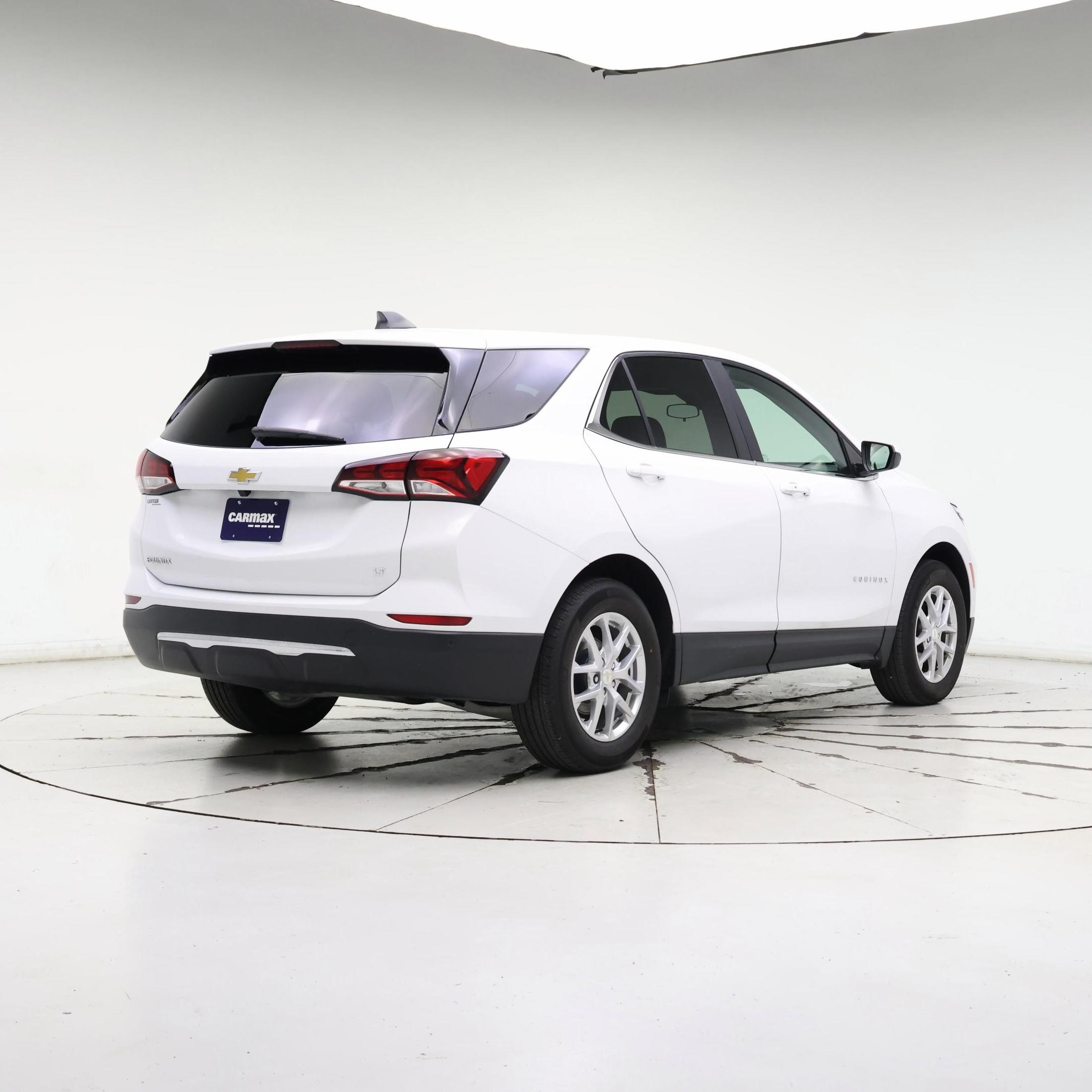 Thumbnail: 2022 Chevrolet Equinox - 8