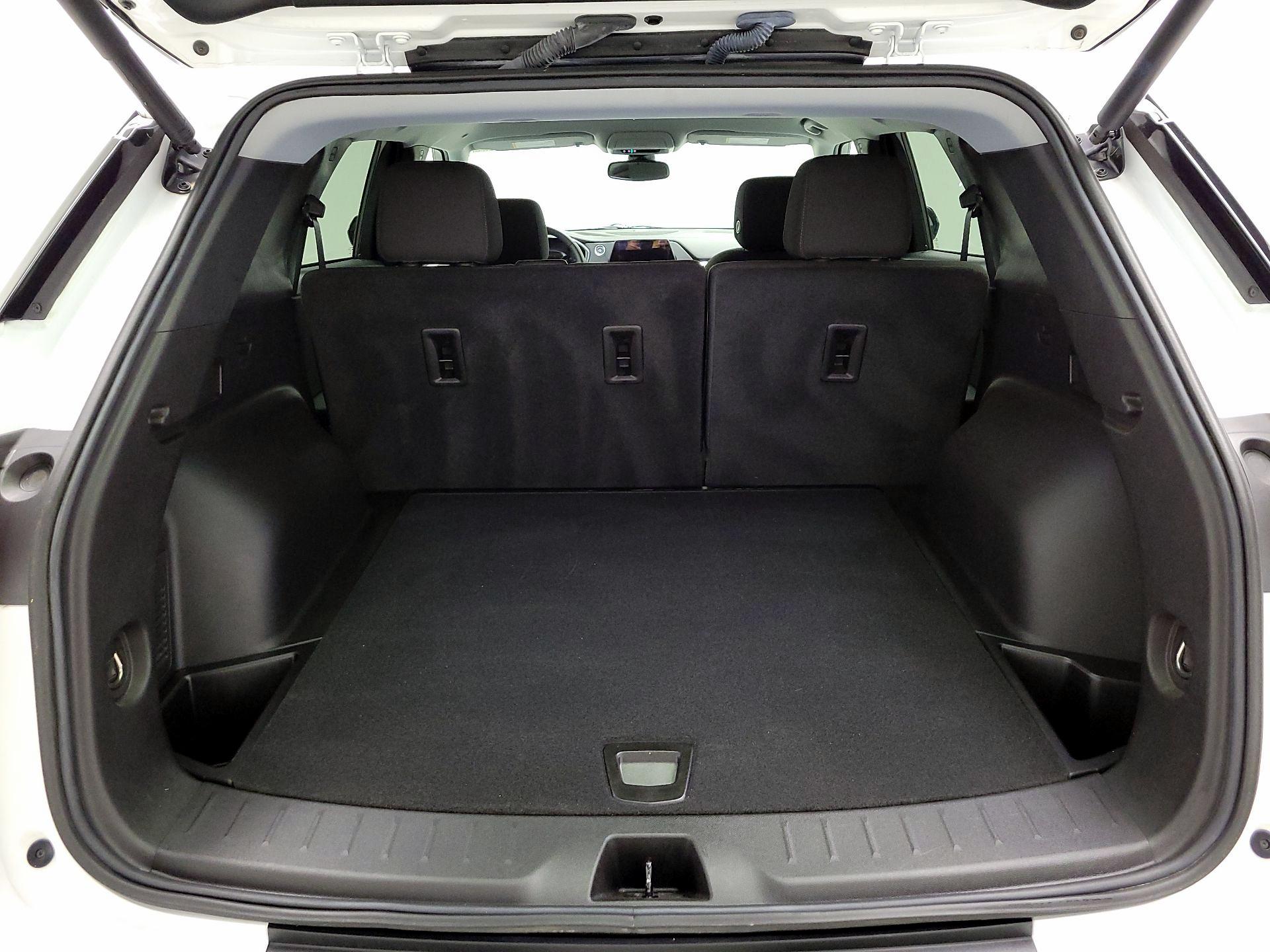 Thumbnail: 2022 Chevrolet Blazer - 19