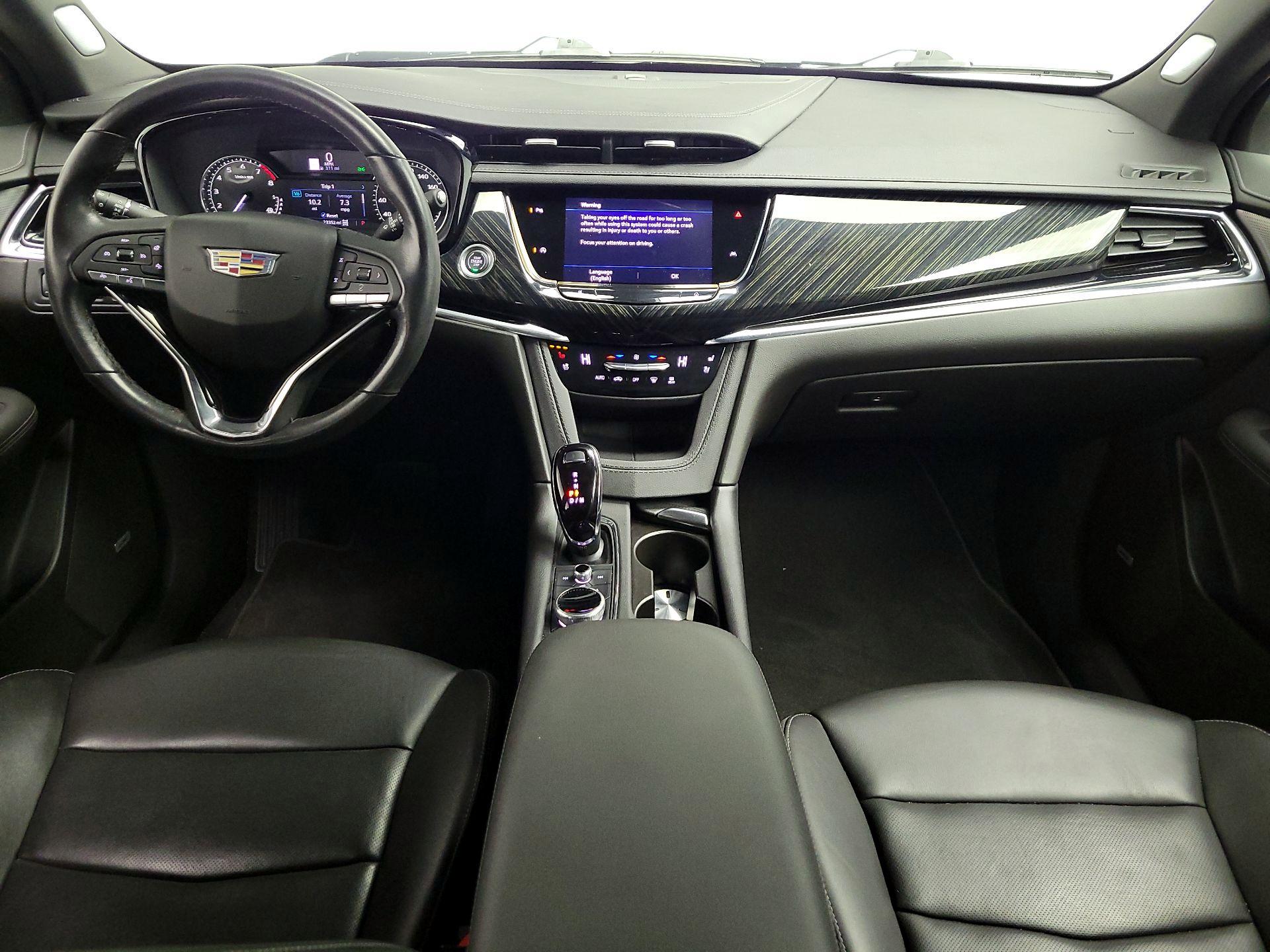 Thumbnail: 2023 Cadillac XT6 - 9