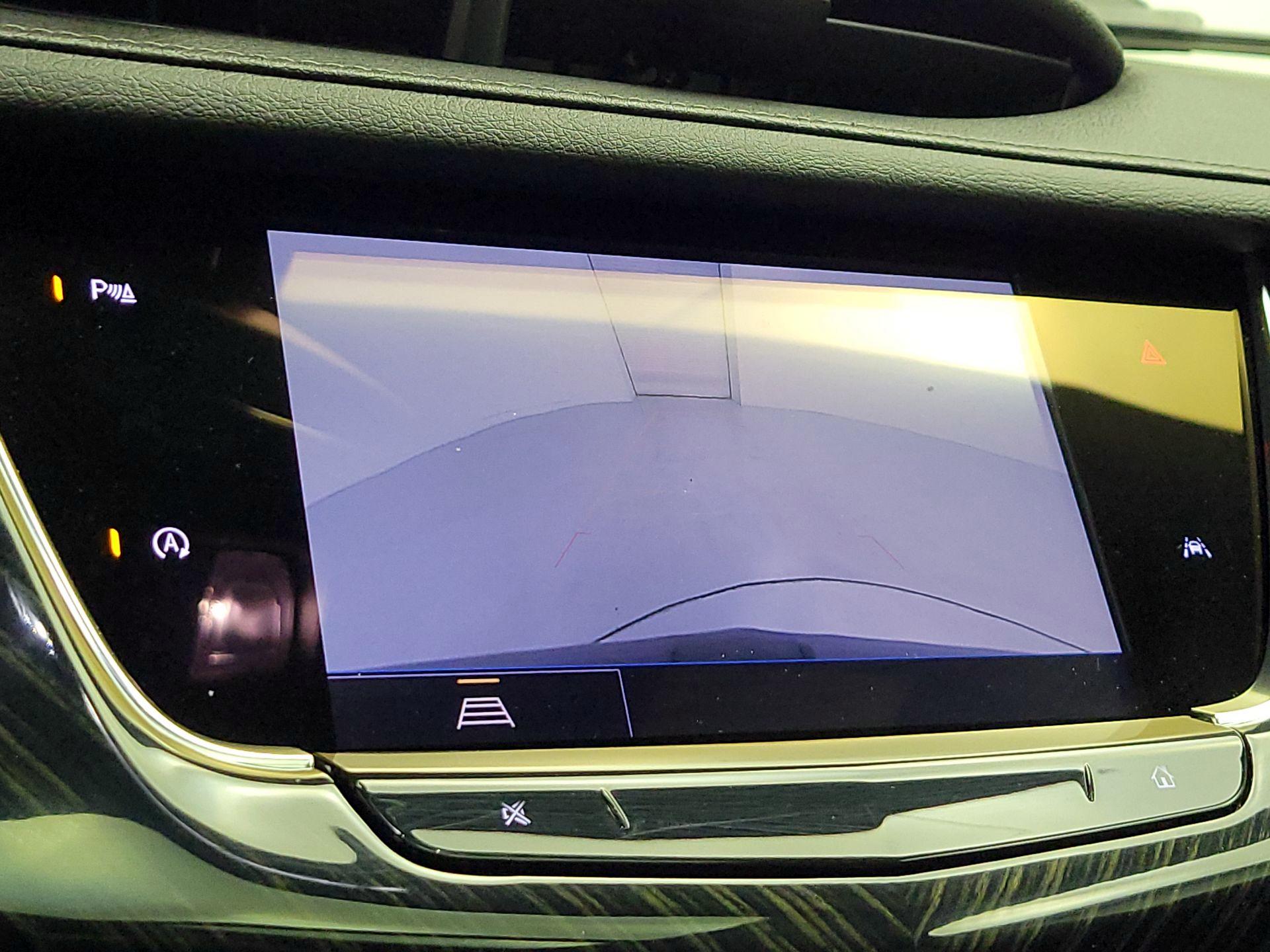 Thumbnail: 2023 Cadillac XT6 - 14