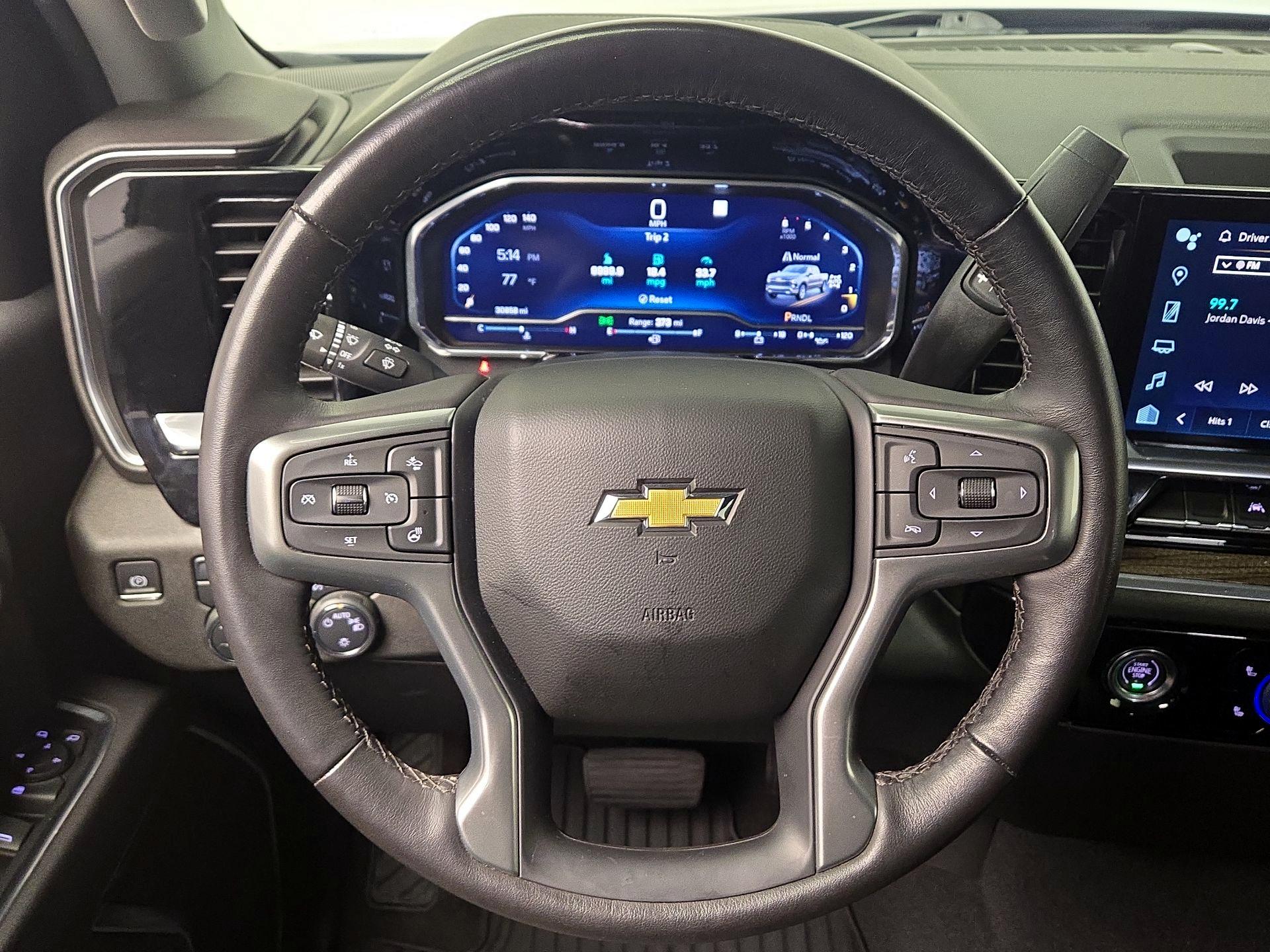 Thumbnail: 2022 Chevrolet Silverado 1500 - 10