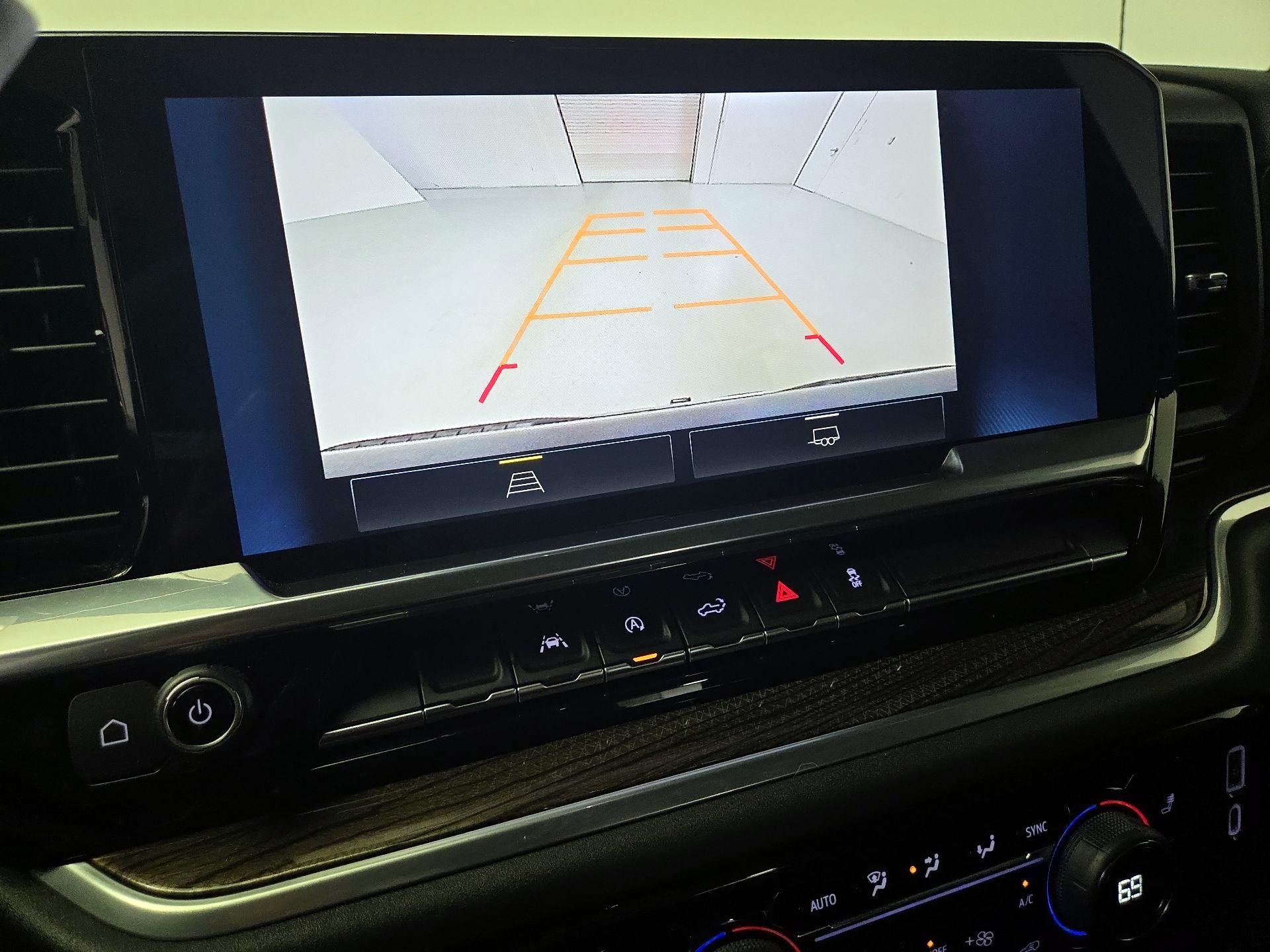 Thumbnail: 2022 Chevrolet Silverado 1500 - 15