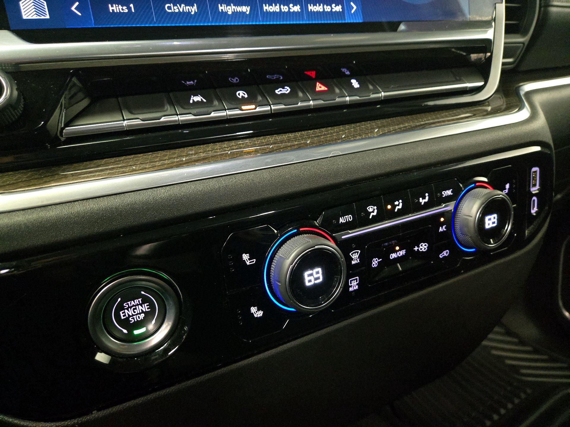 Thumbnail: 2022 Chevrolet Silverado 1500 - 17