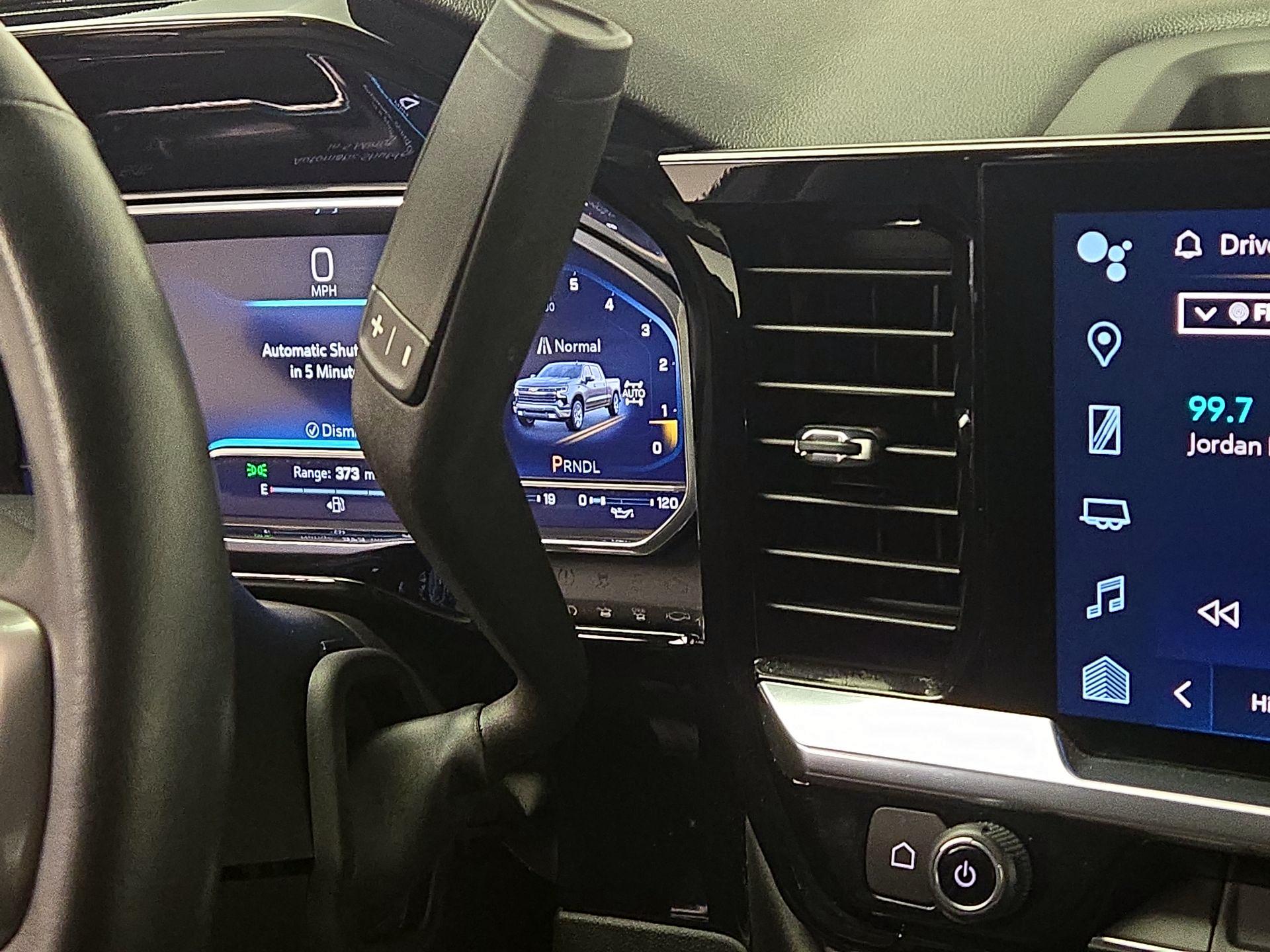 Thumbnail: 2022 Chevrolet Silverado 1500 - 18