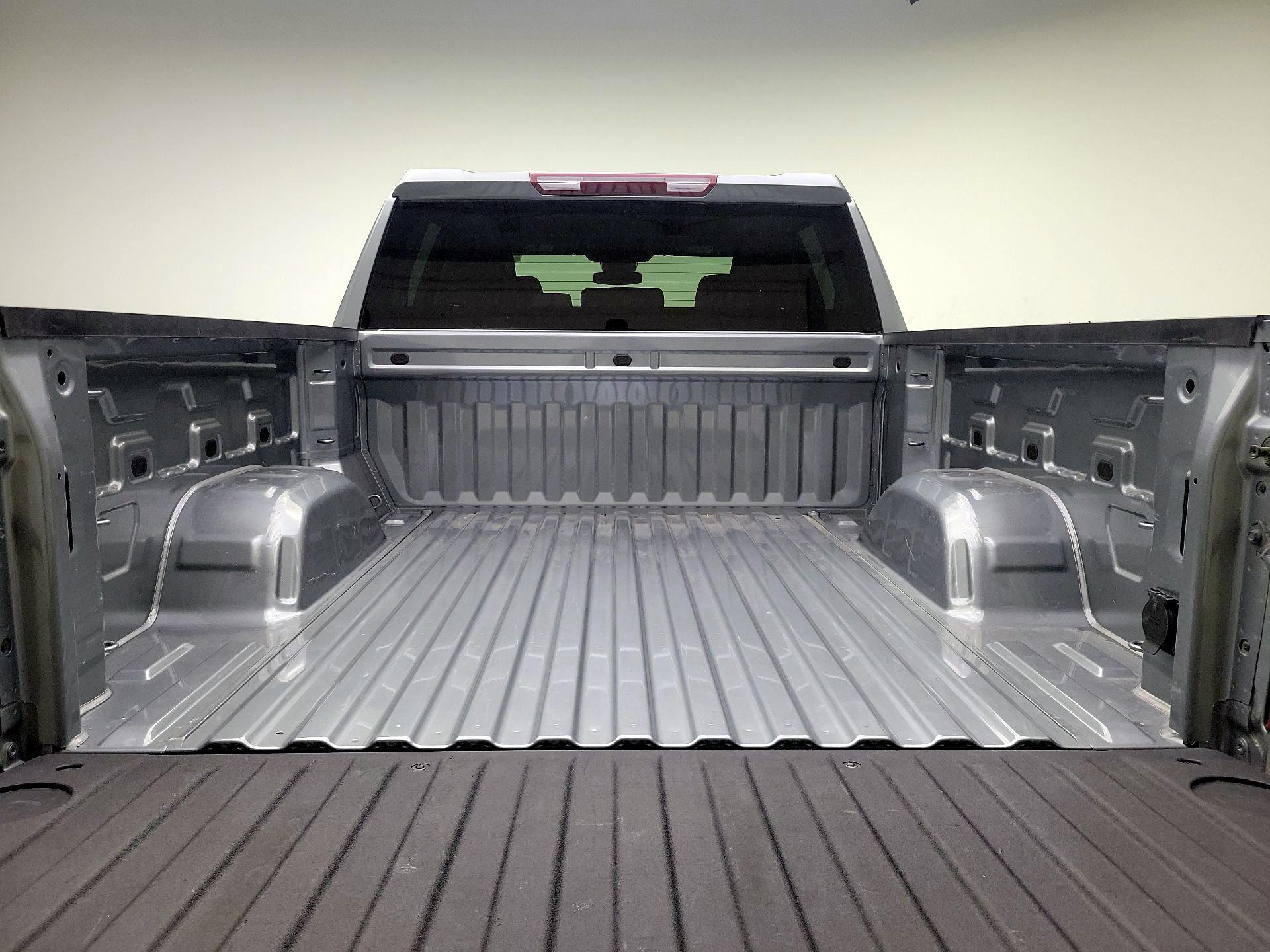 Thumbnail: 2023 Chevrolet Silverado 1500 - 20