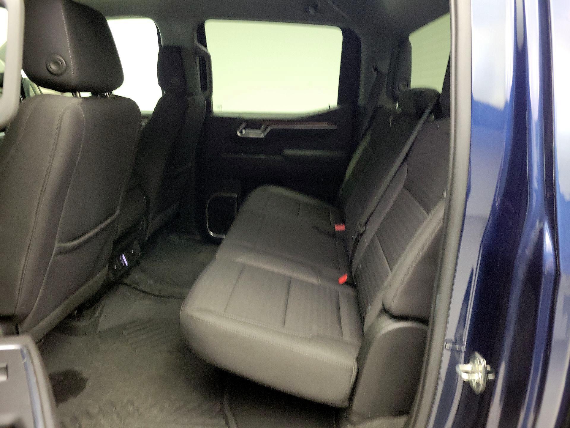 Thumbnail: 2022 Chevrolet Silverado 1500 - 19