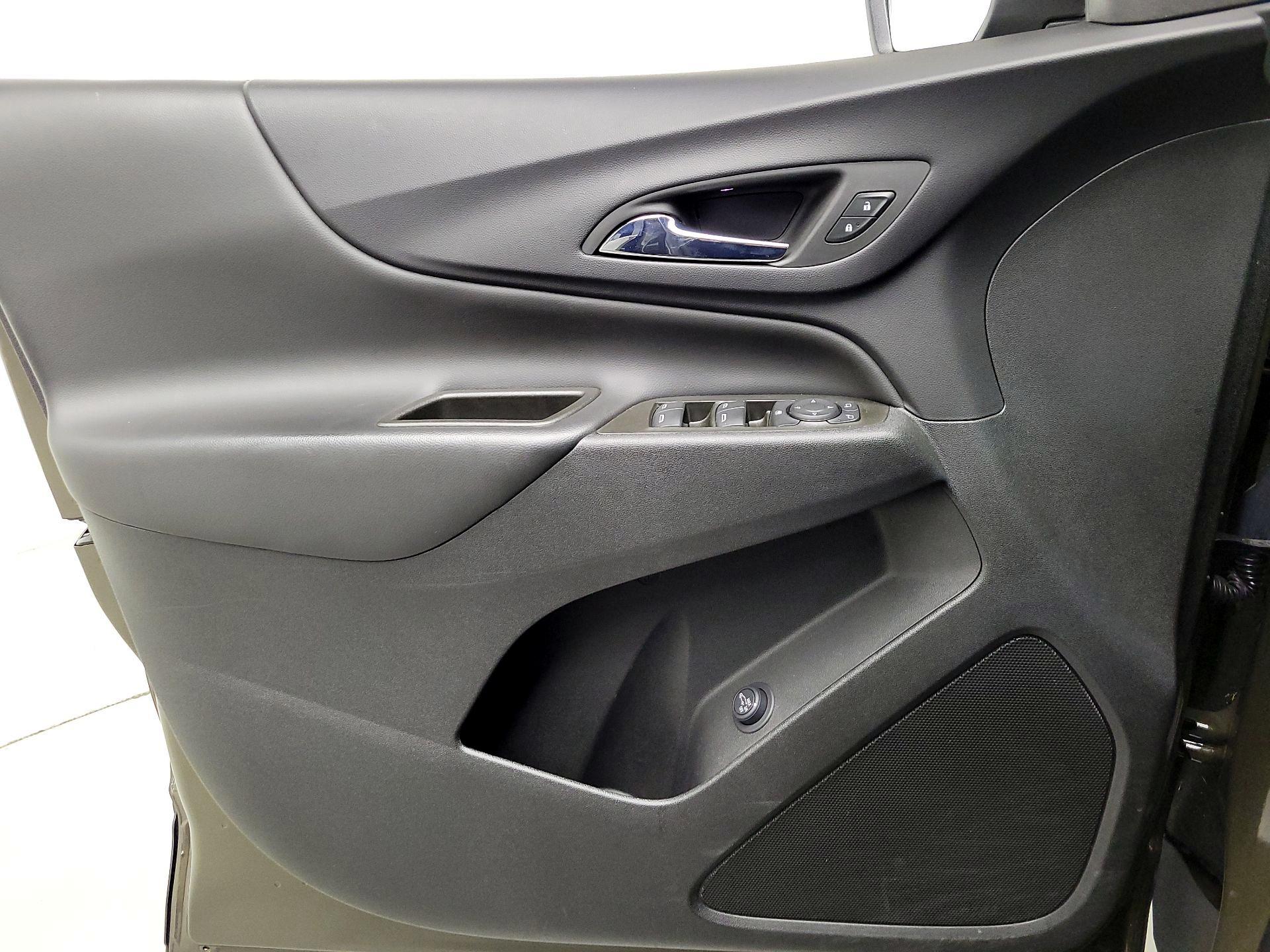 Thumbnail: 2023 Chevrolet Equinox - 12