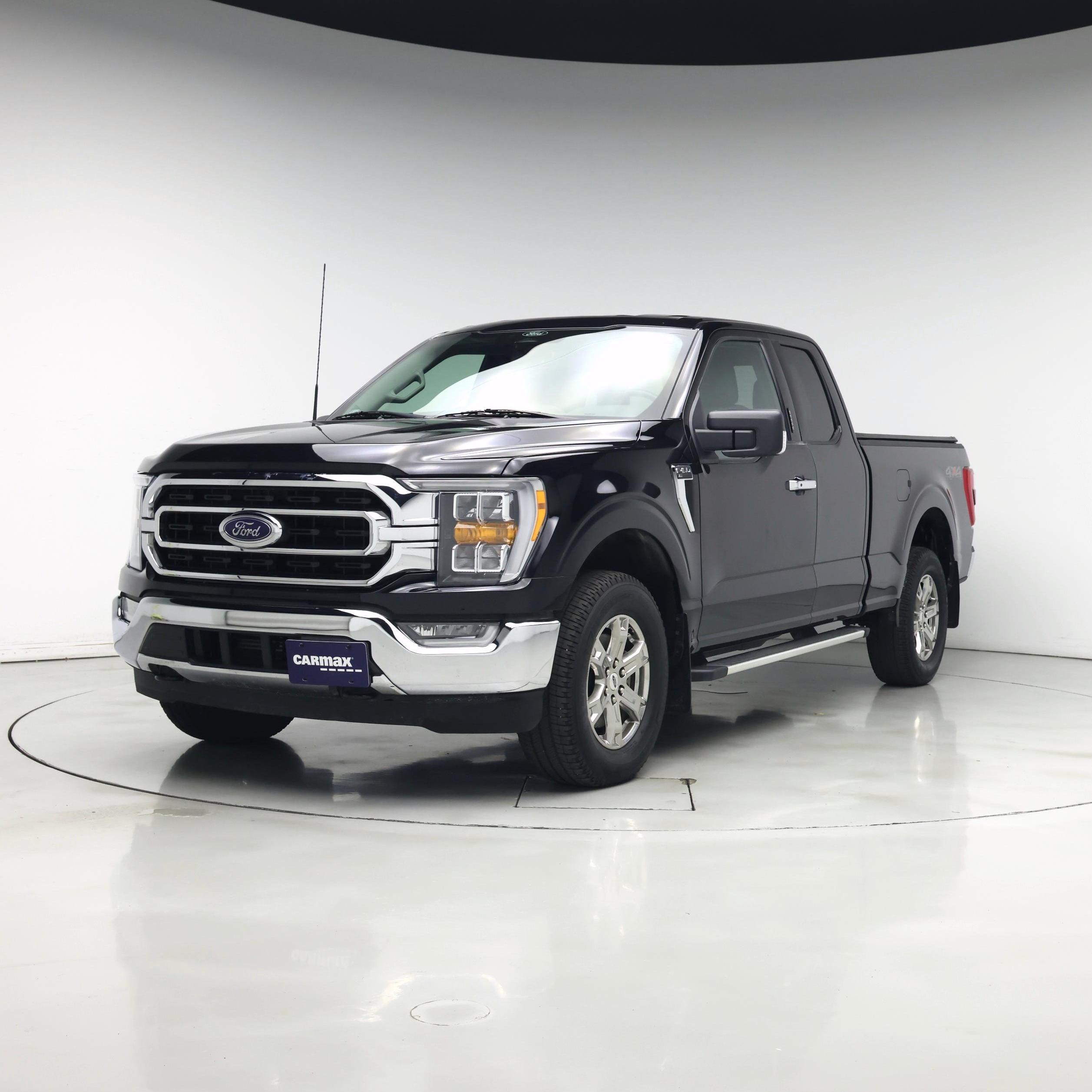 Thumbnail: 2023 Chevrolet Equinox - 4