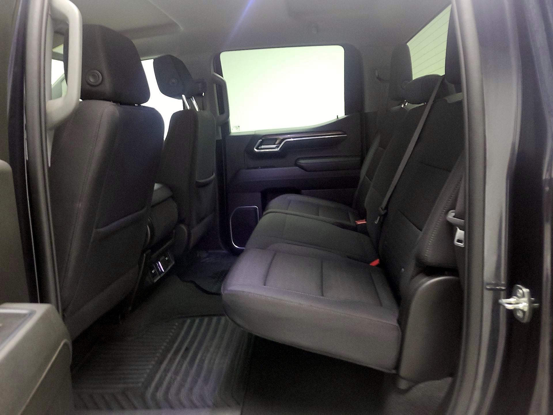 Thumbnail: 2023 Chevrolet Silverado 1500 - 19