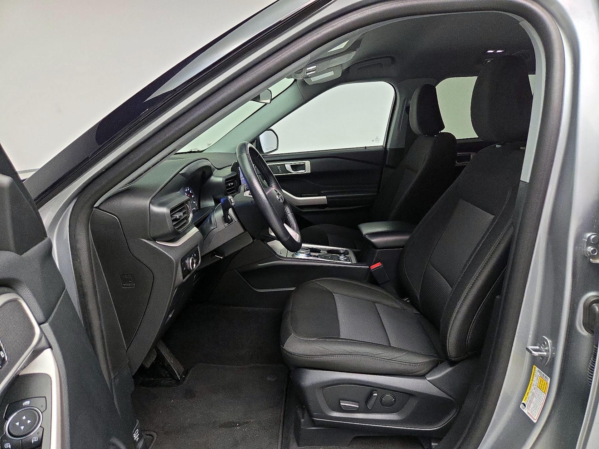 Thumbnail: 2023 Ford Explorer - 11