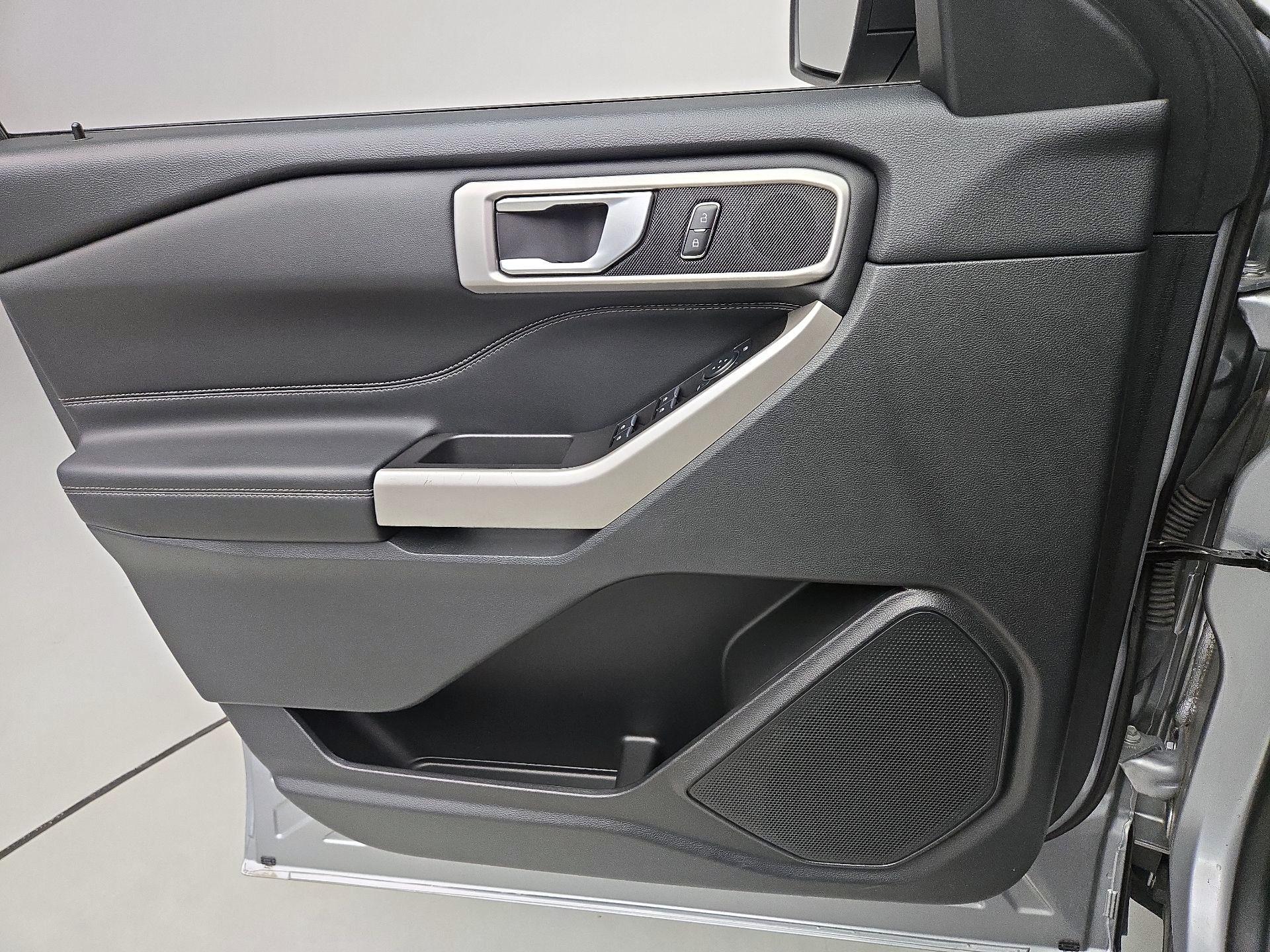 Thumbnail: 2023 Ford Explorer - 12