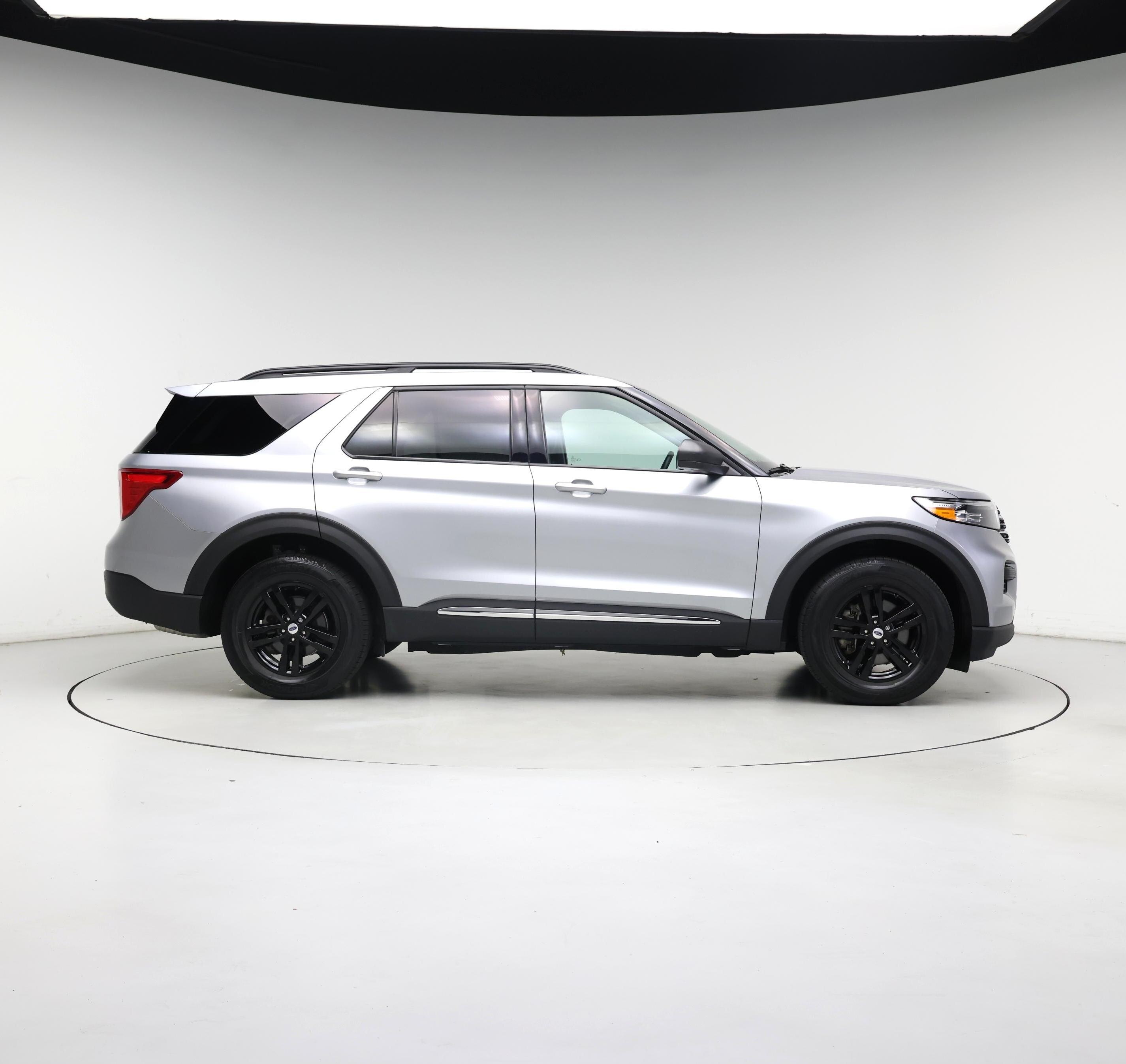 Thumbnail: 2023 Ford Explorer - 7