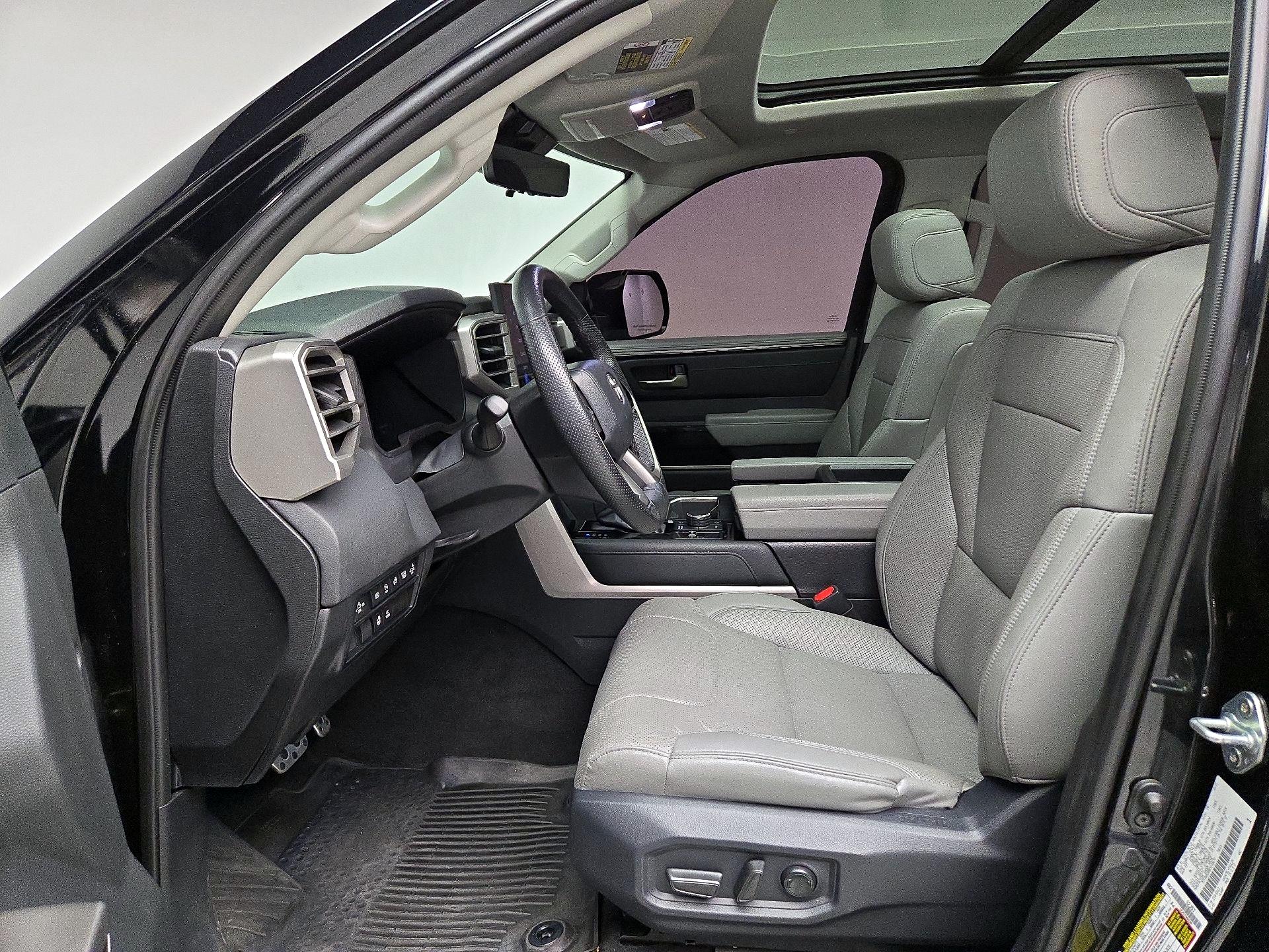 Thumbnail: 2024 Toyota Tundra - 11