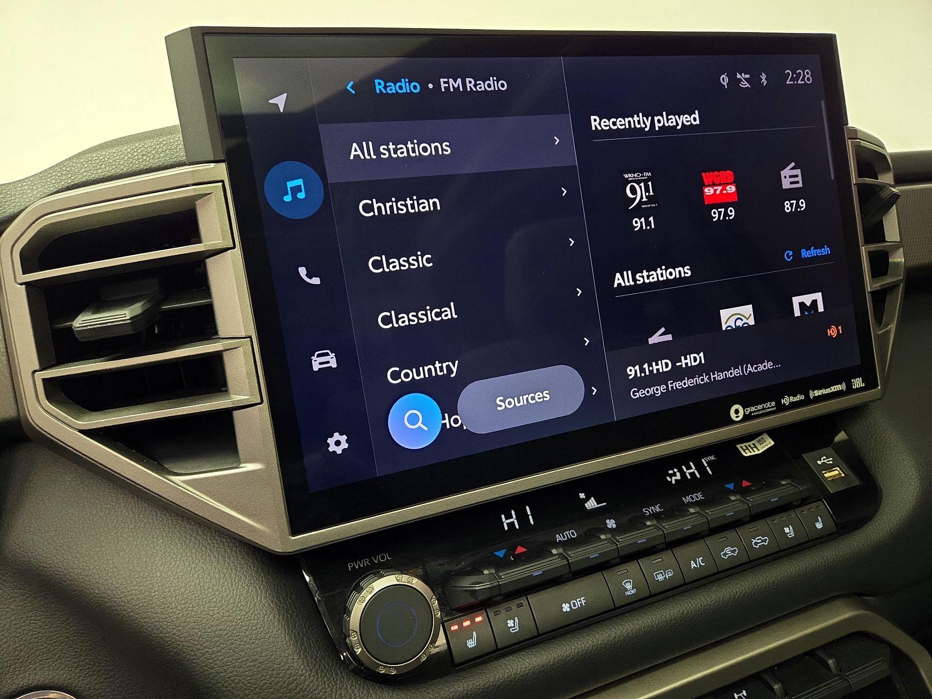 Thumbnail: 2024 Toyota Tundra - 15