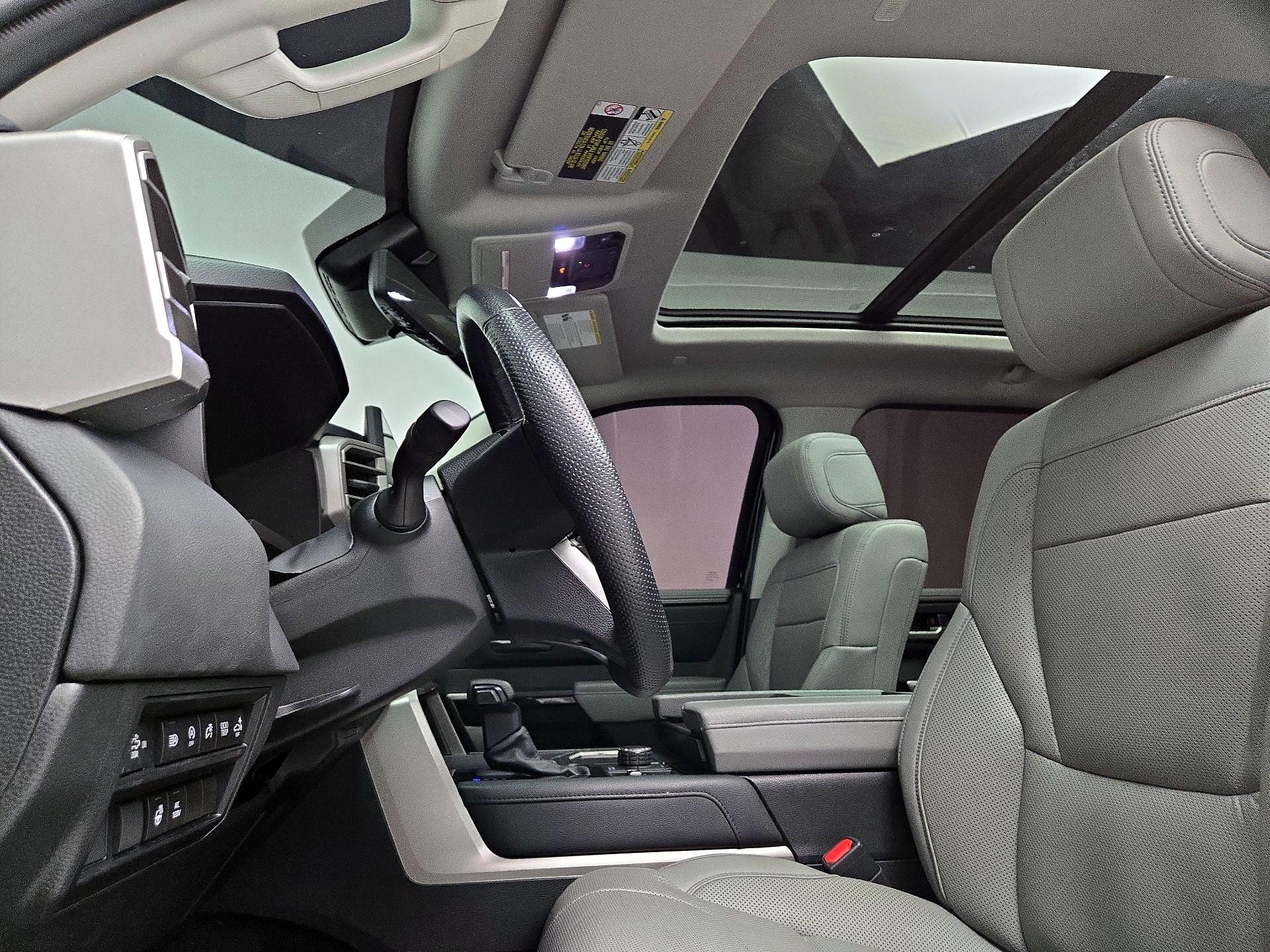 Thumbnail: 2024 Toyota Tundra - 19