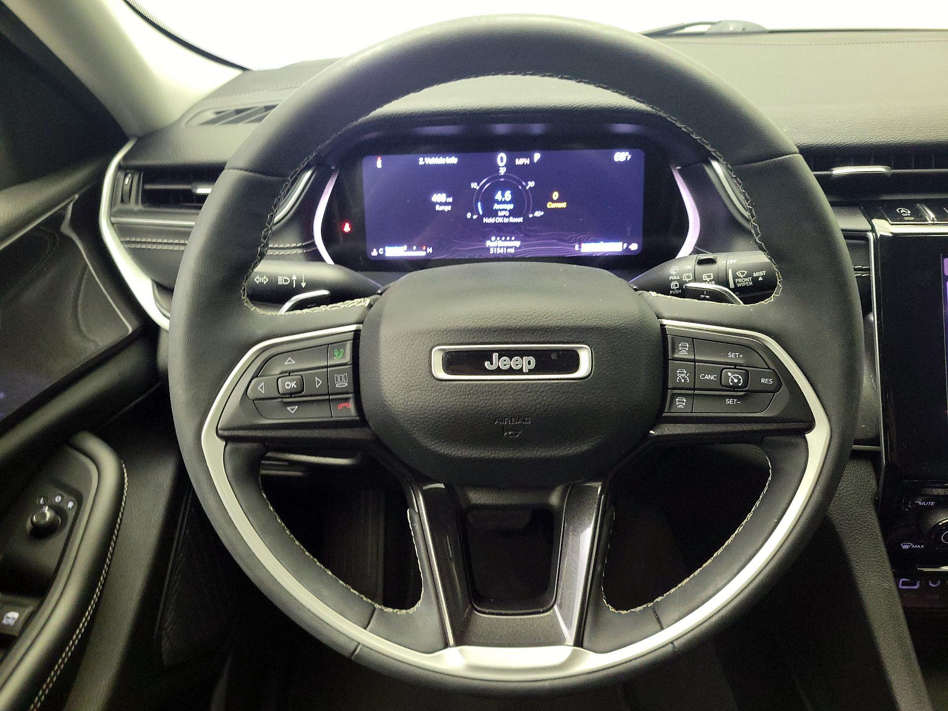 Thumbnail: 2023 Jeep Grand Cherokee - 10