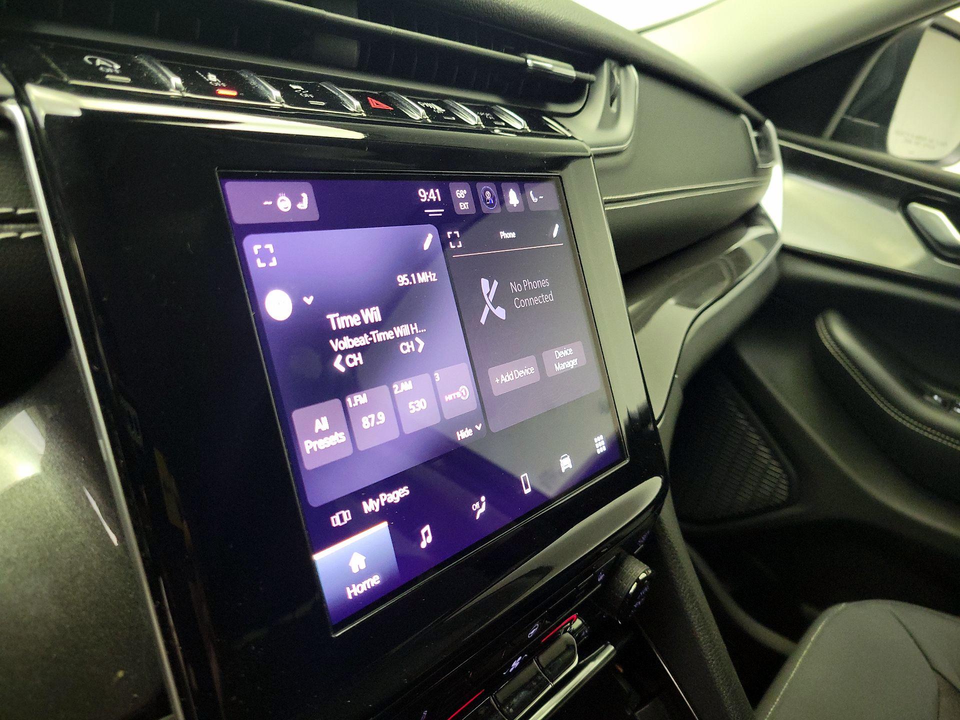 Thumbnail: 2023 Jeep Grand Cherokee - 15