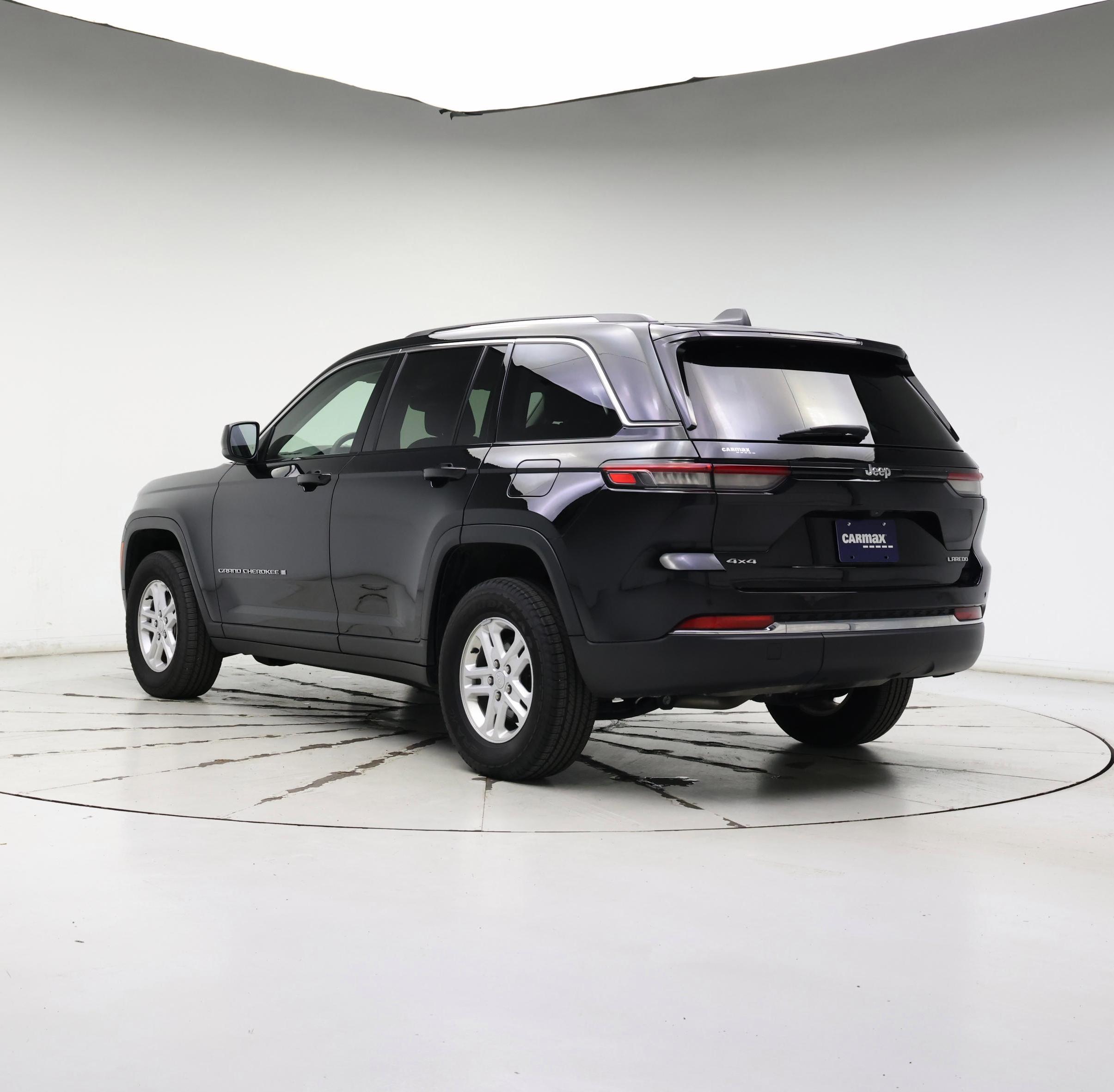 Thumbnail: 2023 Jeep Grand Cherokee - 2