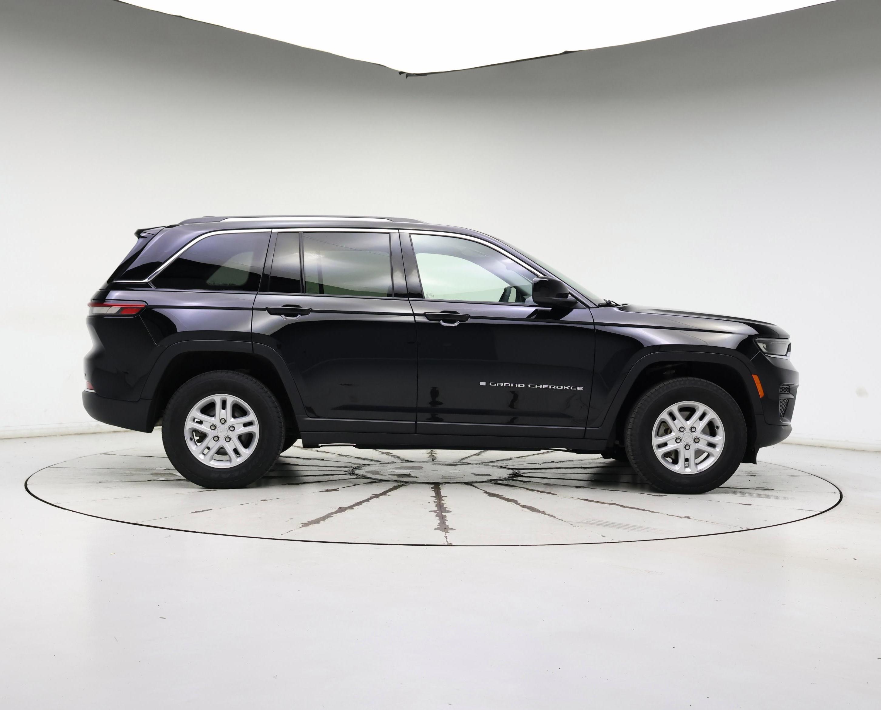 Thumbnail: 2023 Jeep Grand Cherokee - 7