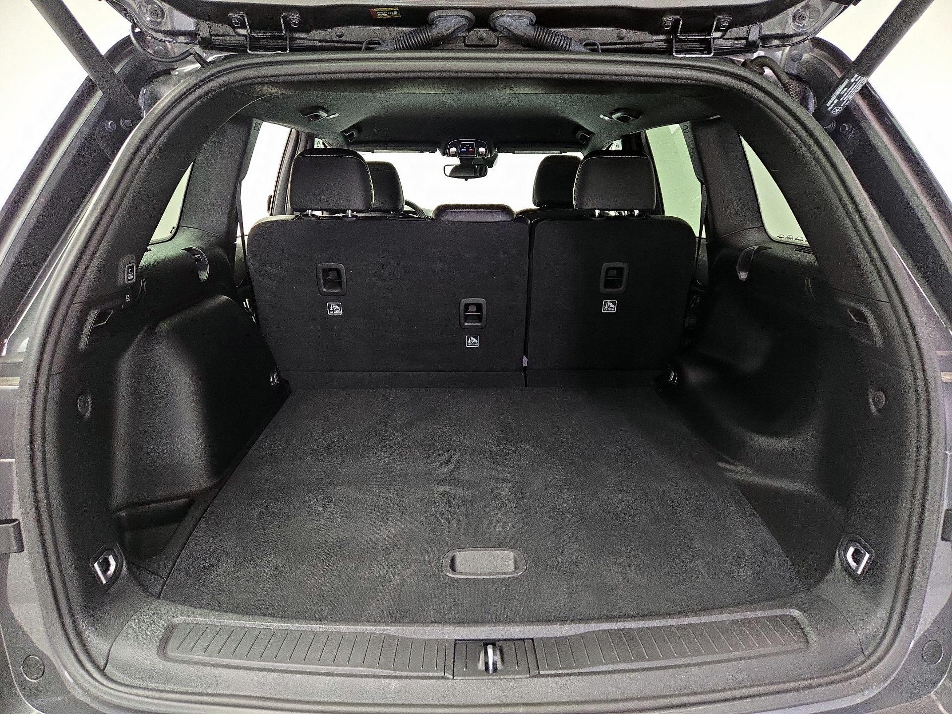 Thumbnail: 2022 Jeep Grand Cherokee - 20