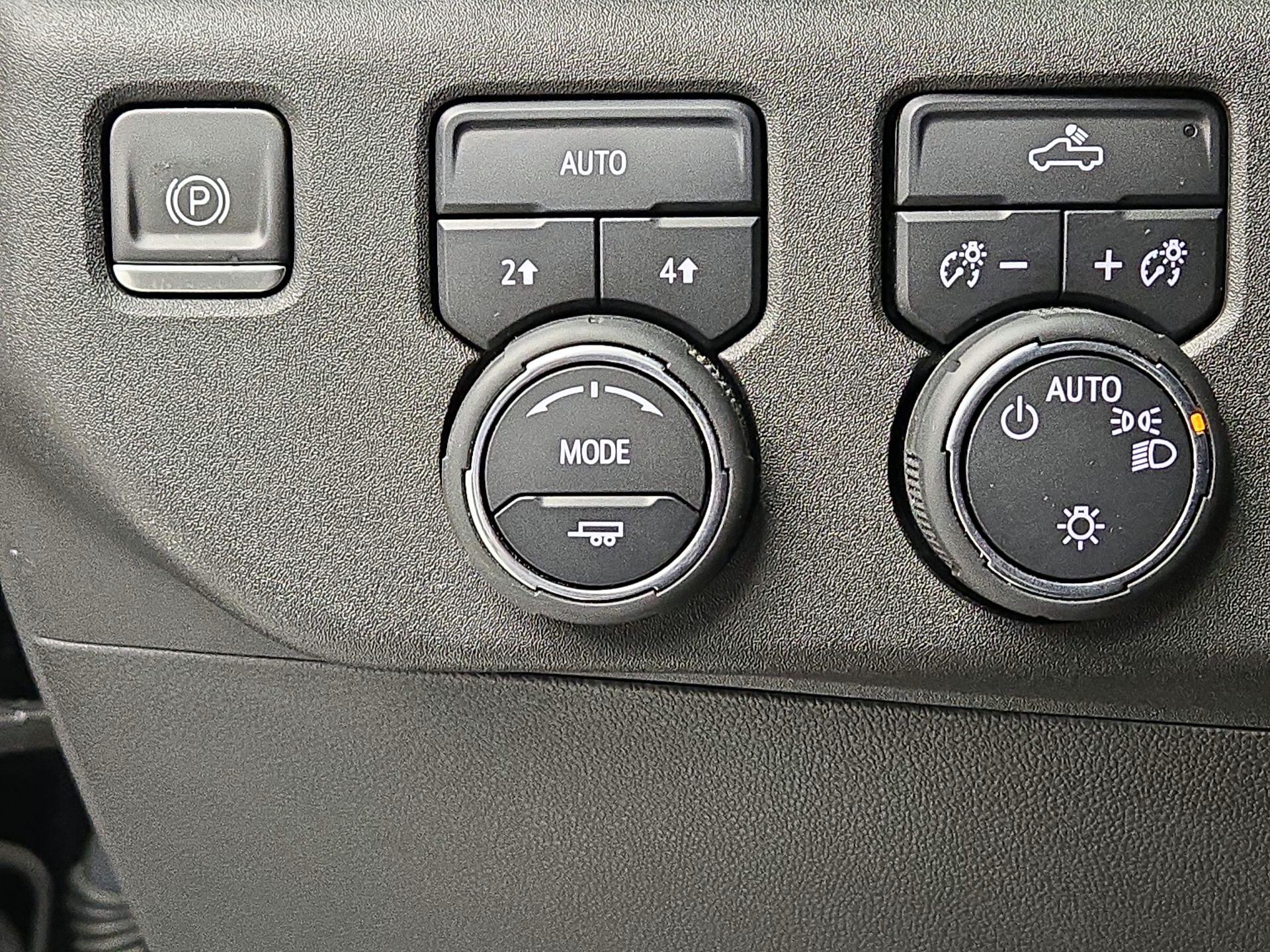 Thumbnail: 2022 Chevrolet Silverado 1500 - 13