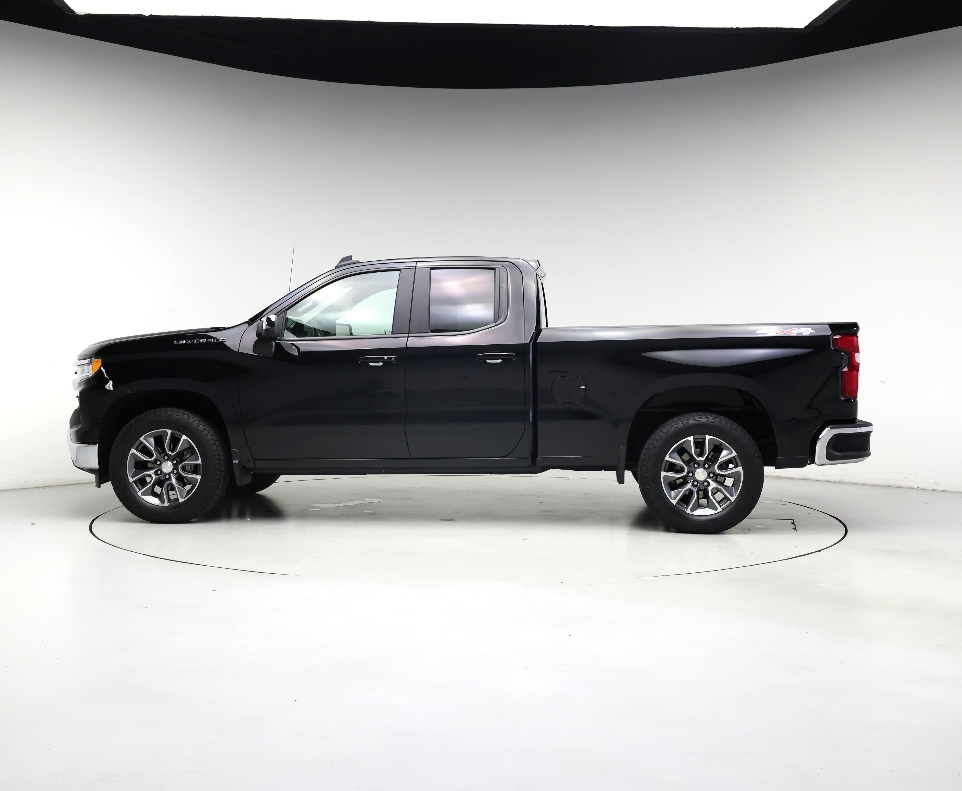 Thumbnail: 2022 Chevrolet Silverado 1500 - 3