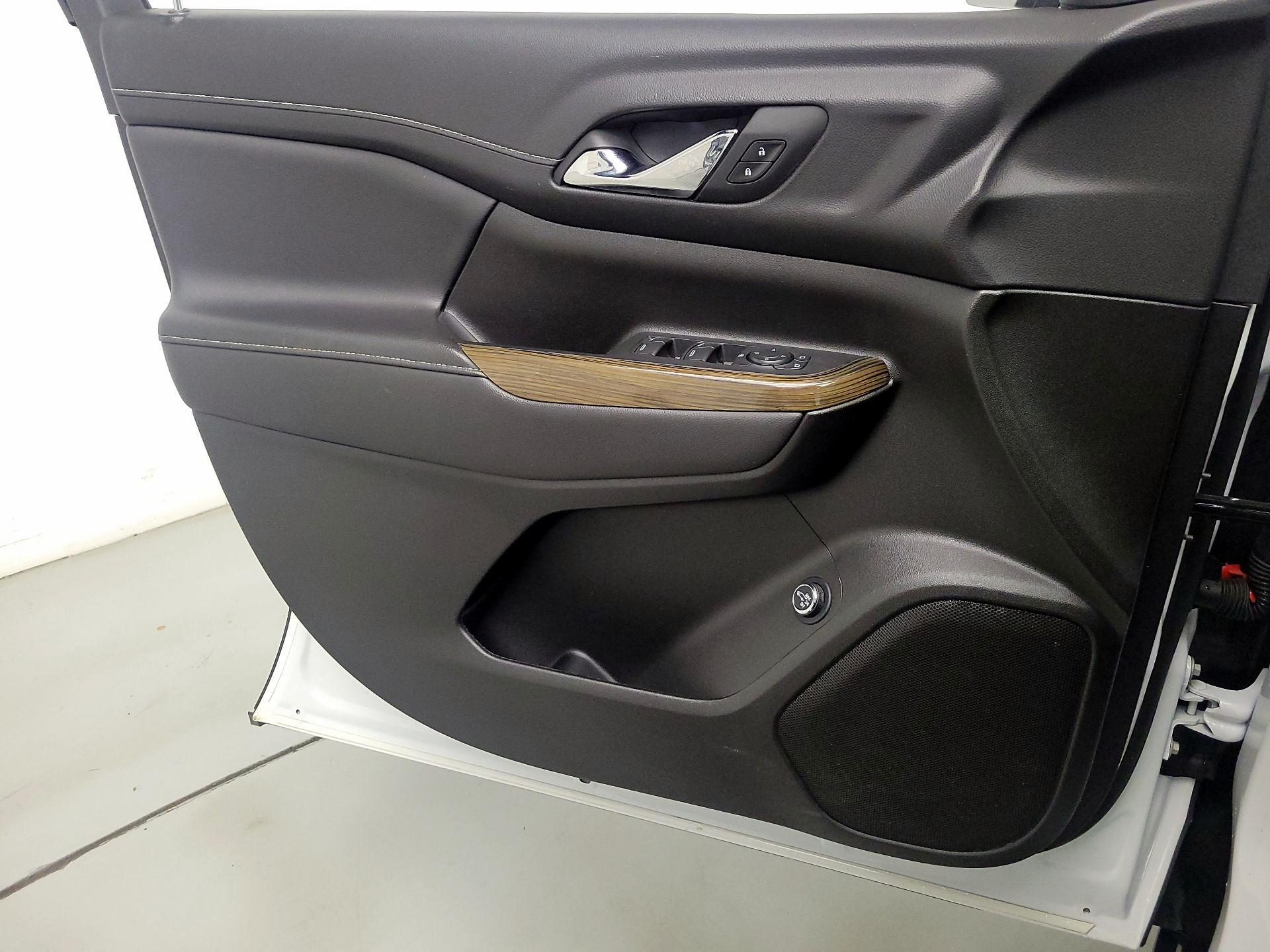 Thumbnail: 2023 GMC Acadia - 12