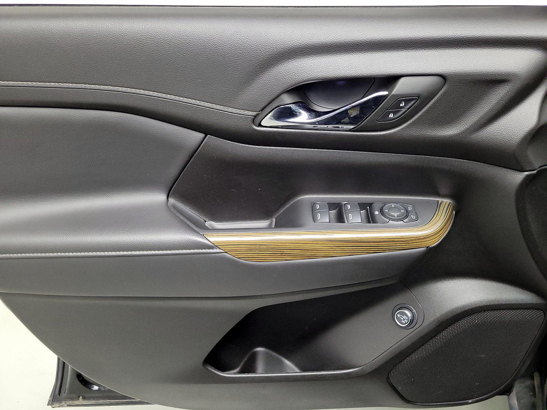 Thumbnail: 2023 GMC Acadia - 12