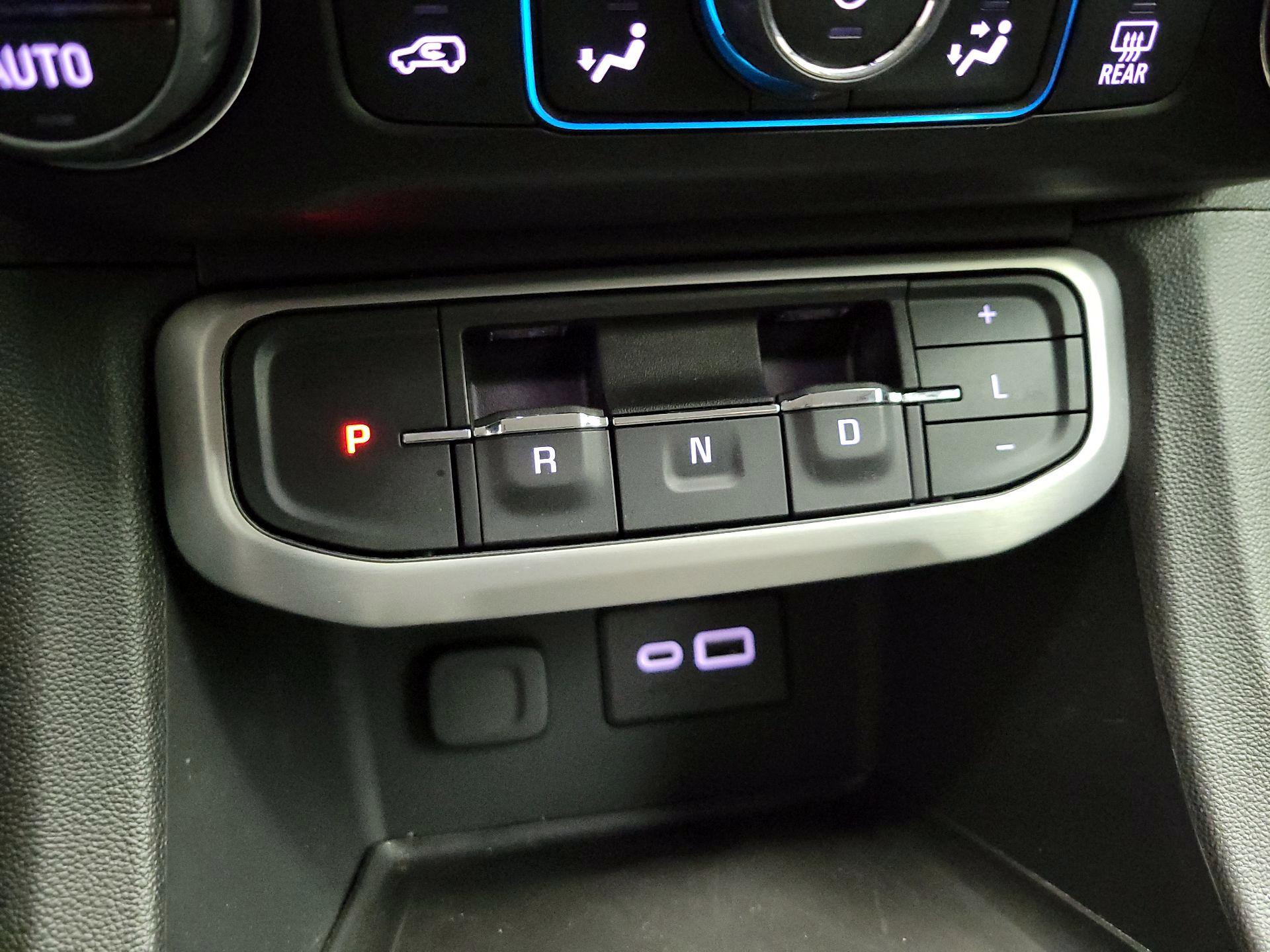 Thumbnail: 2023 GMC Acadia - 16