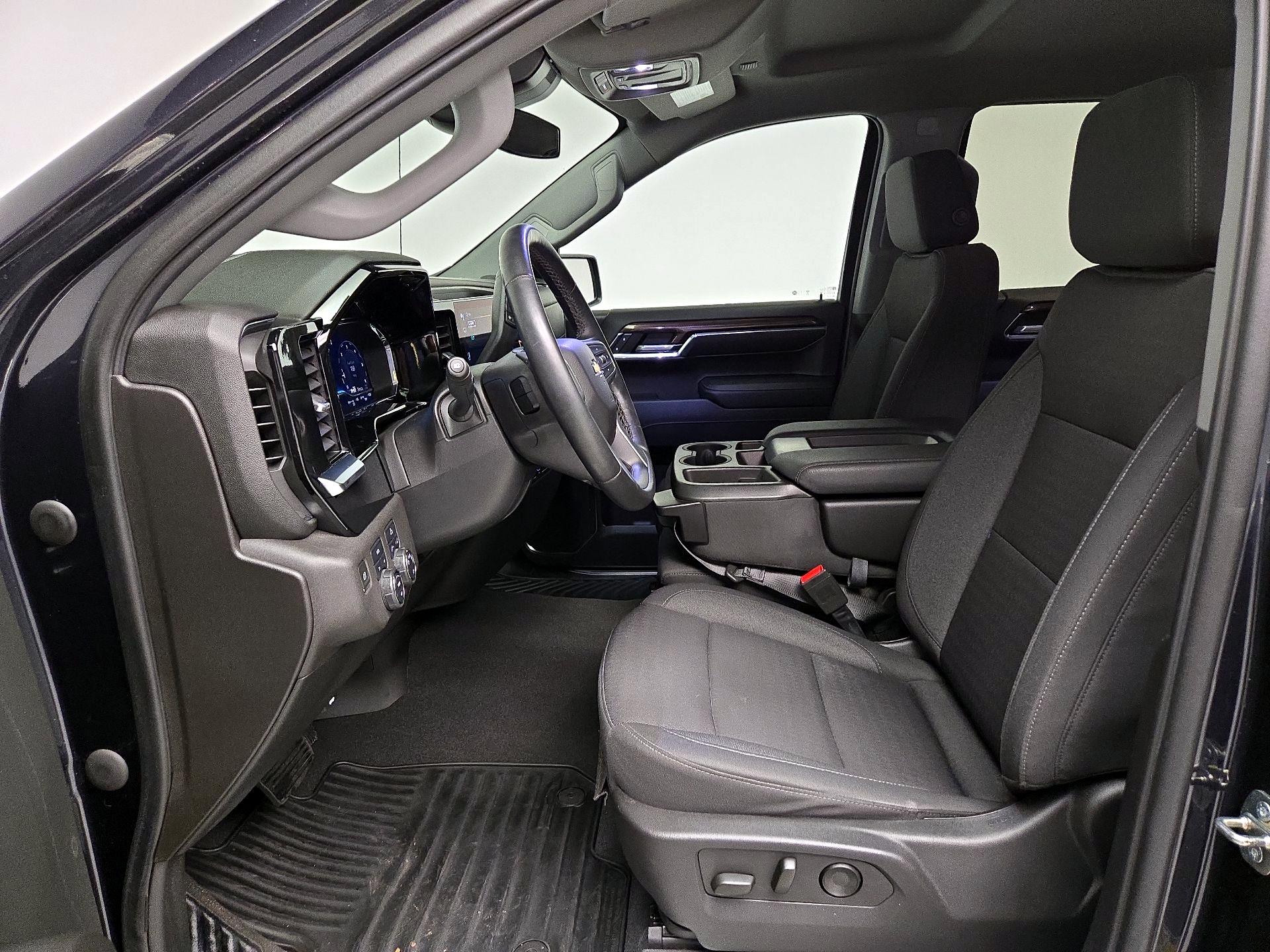 Thumbnail: 2023 Chevrolet Silverado 1500 - 11