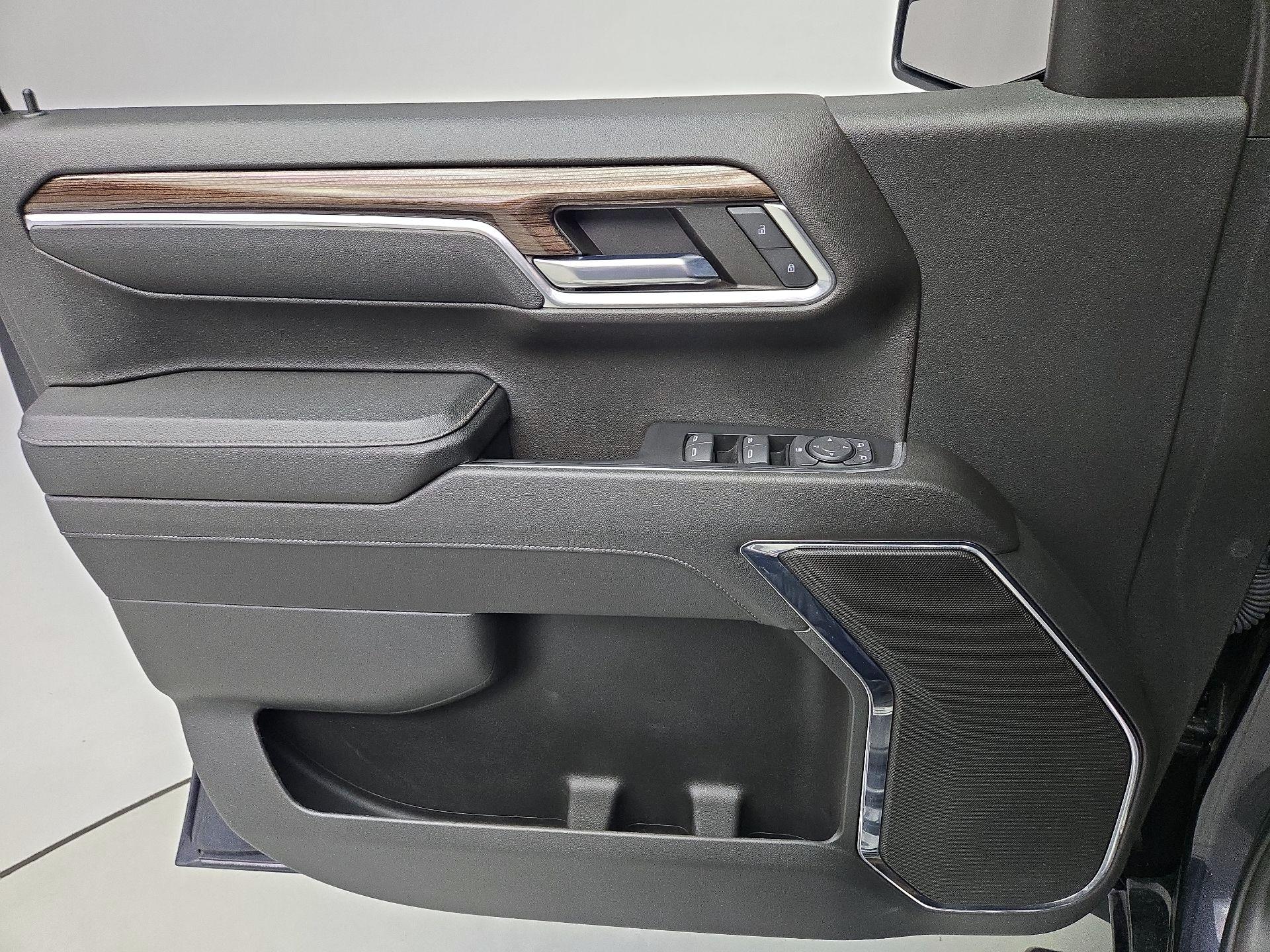 Thumbnail: 2023 Chevrolet Silverado 1500 - 12