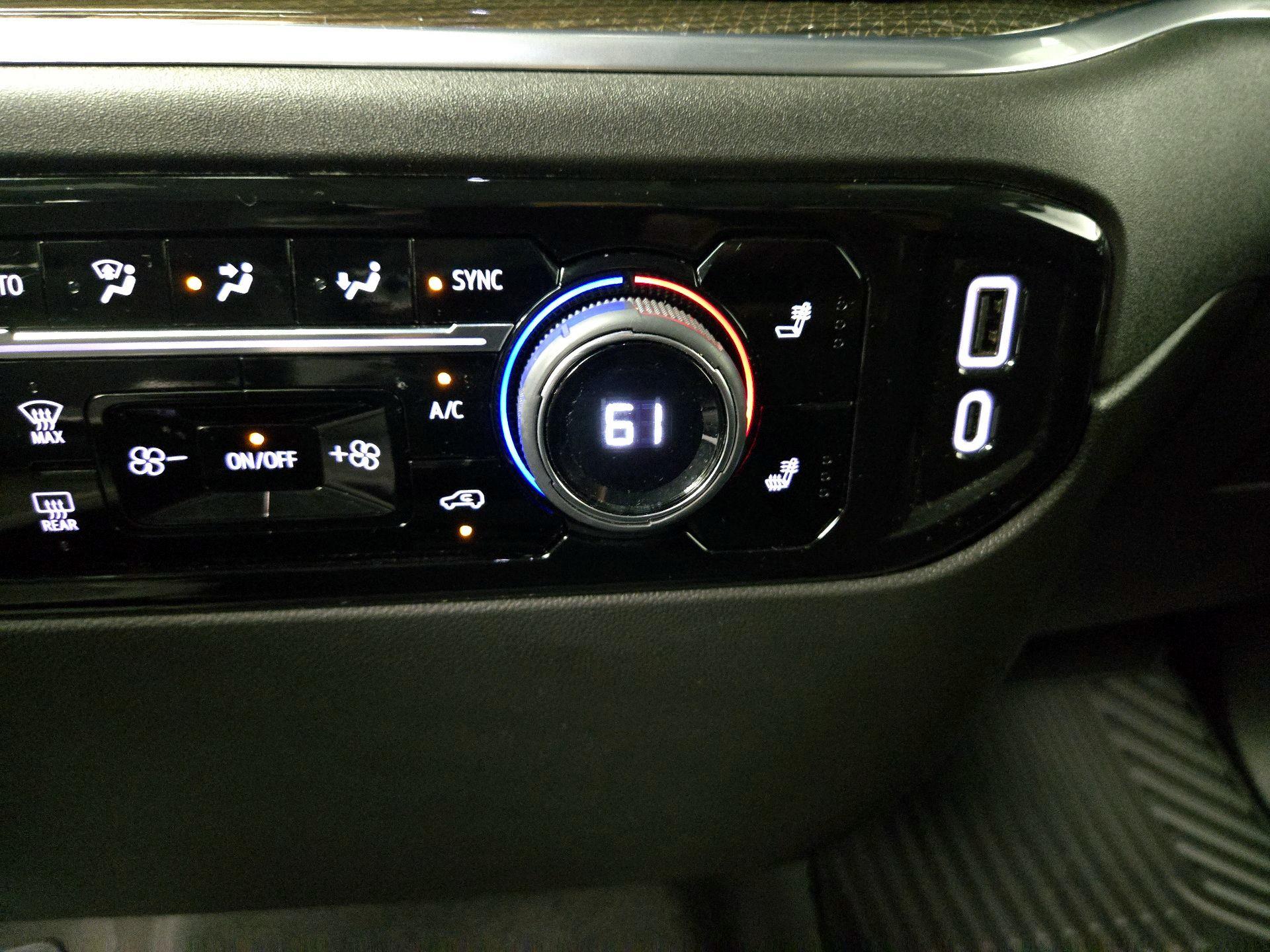 Thumbnail: 2023 Chevrolet Silverado 1500 - 19