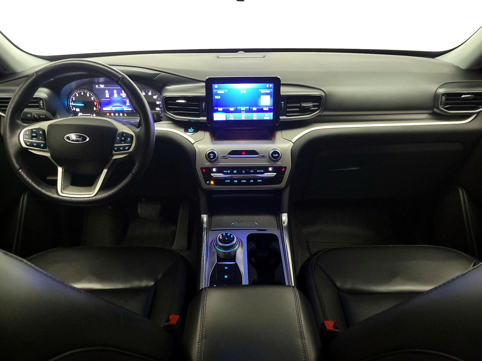 Thumbnail: 2021 Ford Explorer - 9