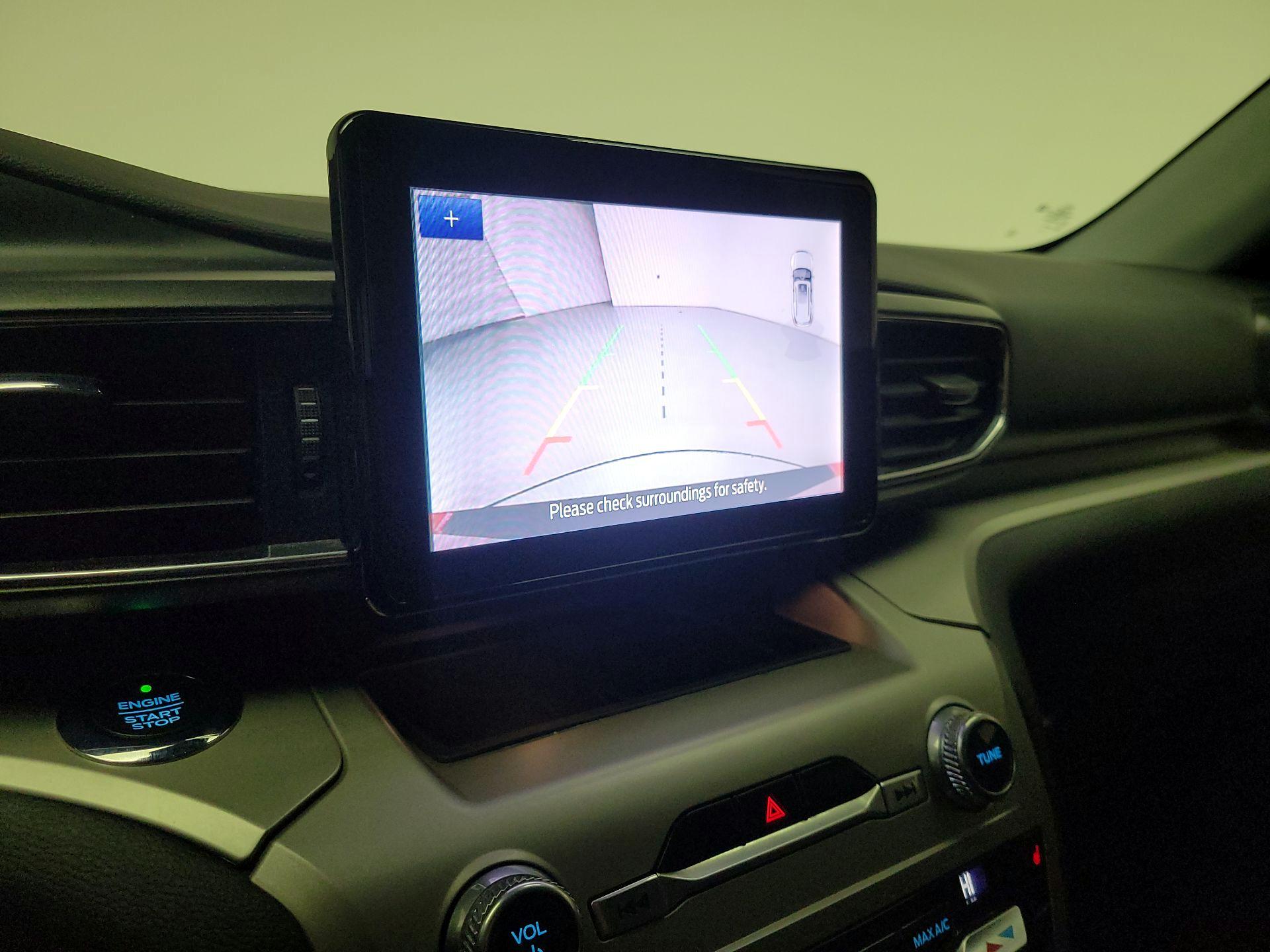 Thumbnail: 2021 Ford Explorer - 15