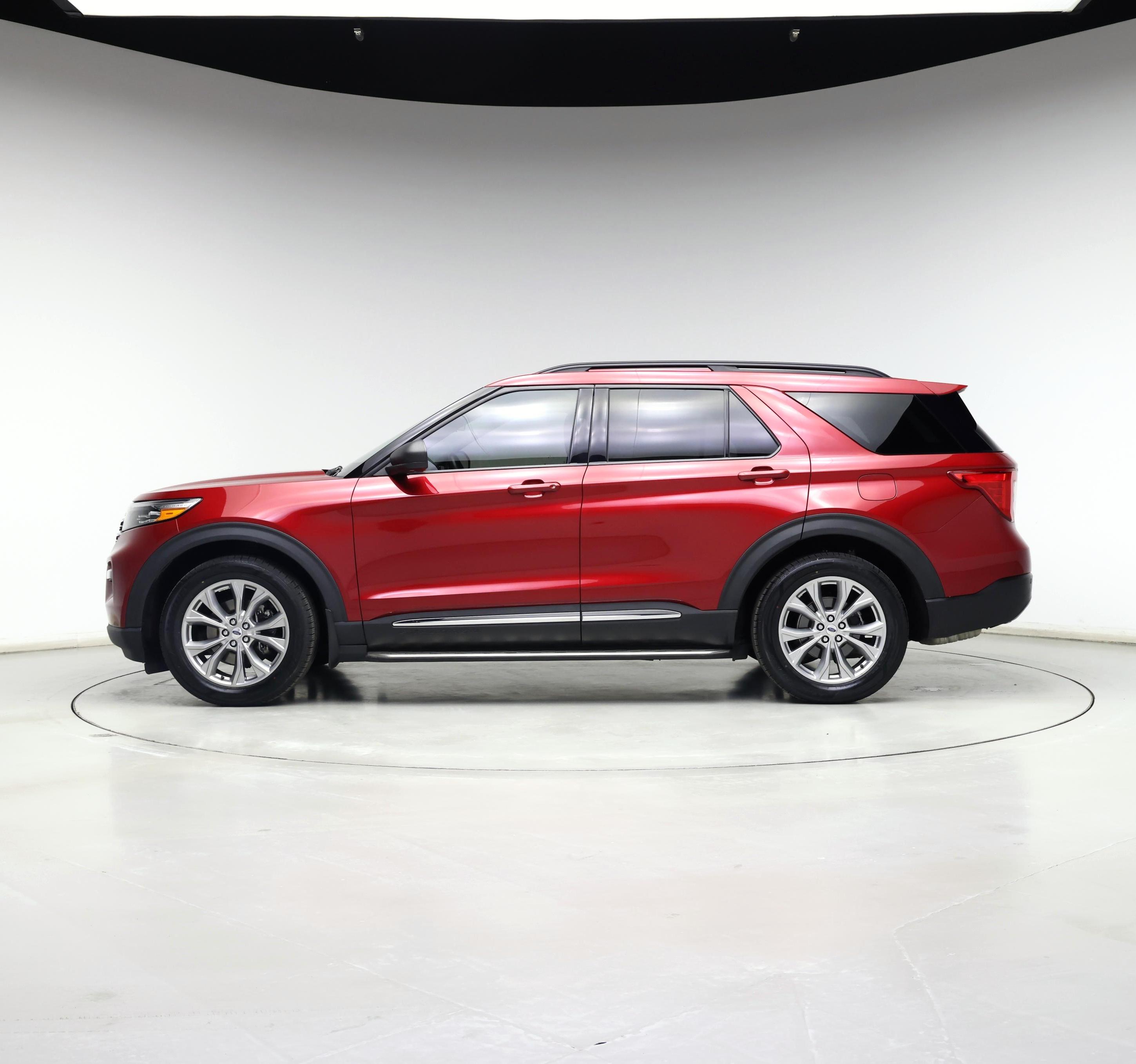 Thumbnail: 2021 Ford Explorer - 3