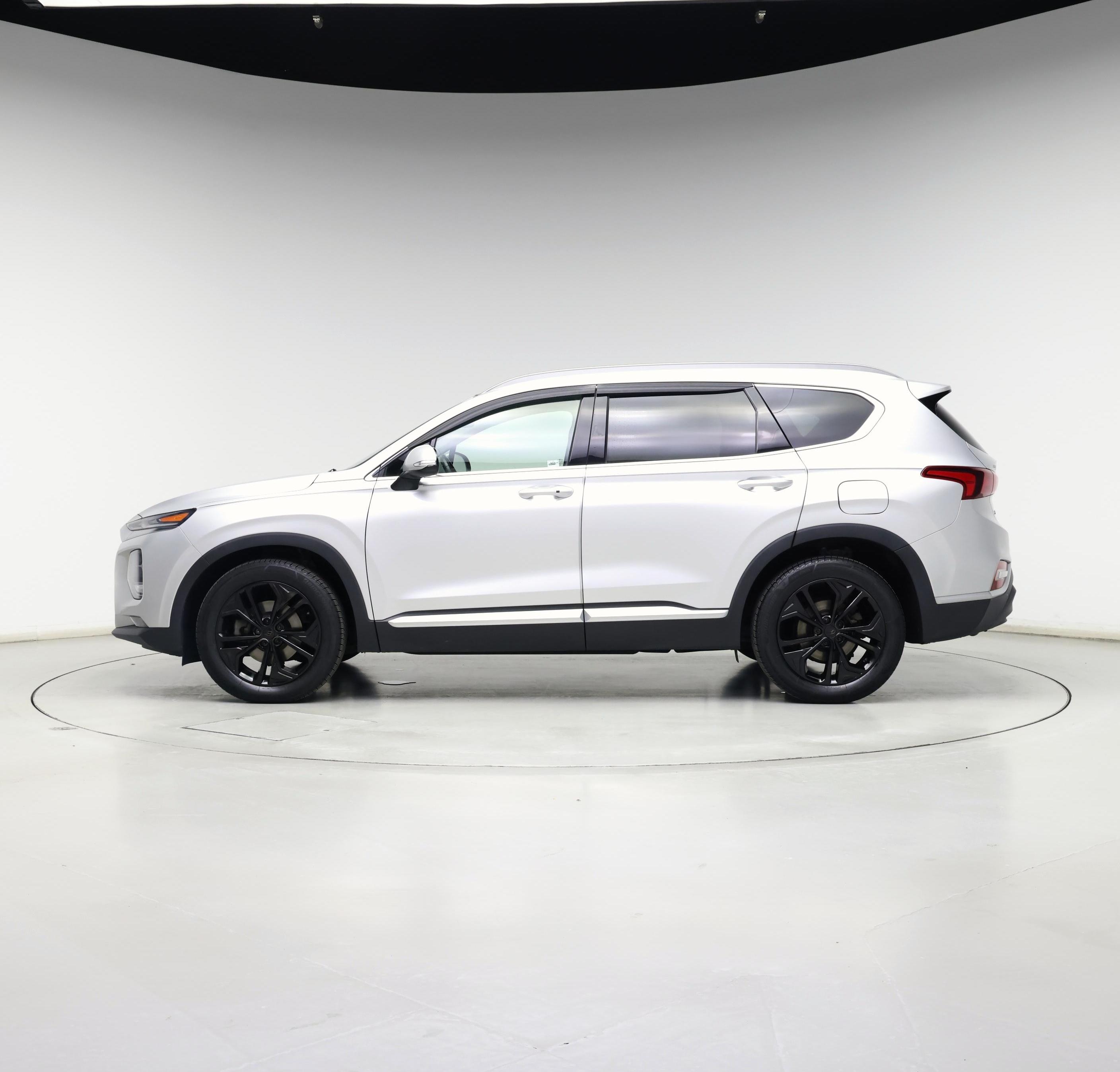 Thumbnail: 2019 Hyundai Santa Fe - 3