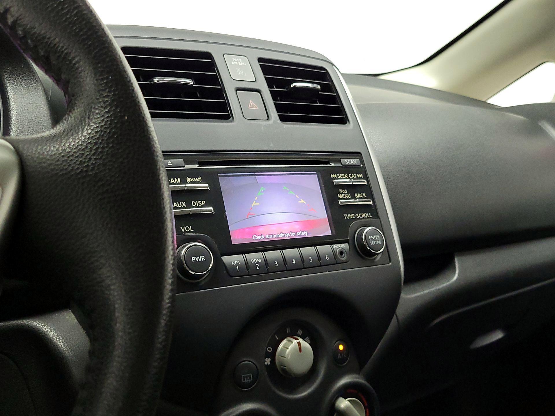 Thumbnail: 2014 Nissan Versa Note - 14