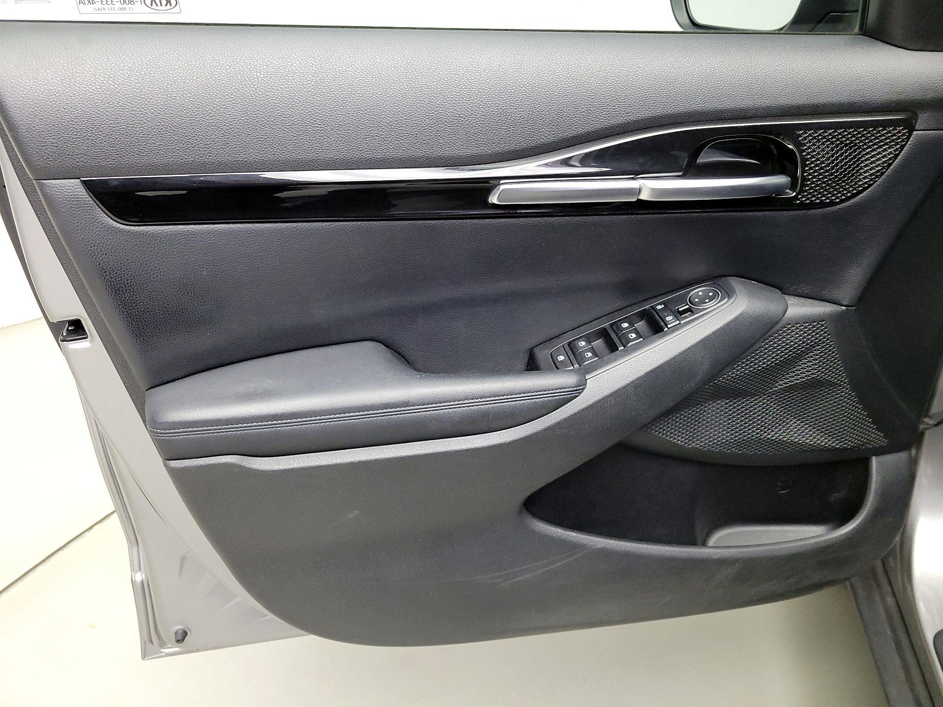 Thumbnail: 2021 Kia Seltos - 12